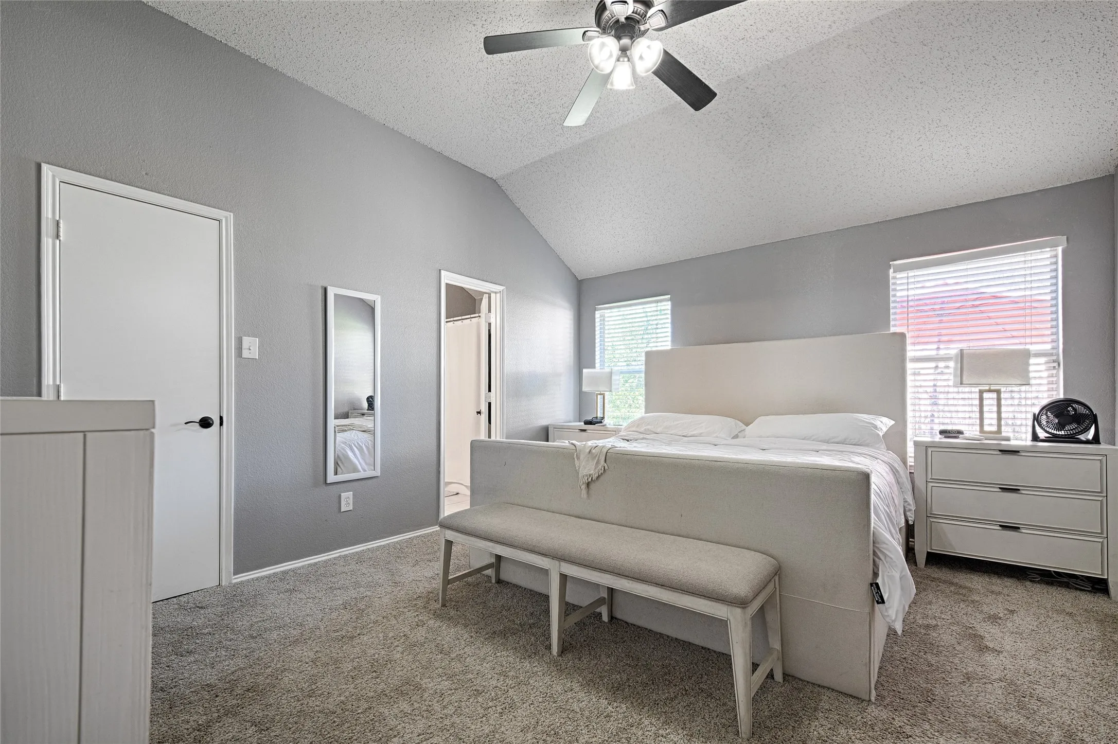 Single Family Residence For Rent in Tarrant County , 903 Gillon Drive, Arlington, Texas 76001, 3 Bedroom, 2 Bathroom, 2 Garage spaces, 1,410 Sqft, built in 2001, mls#21403100, Real Estate Agent in Arlington, Homes For Rent in Tarrant county, Homes For Rent in Arlington, Realtor in Arlington Texas, Real Estate Brokerage Independent Realty Texas, Luminita Cordes Realtor