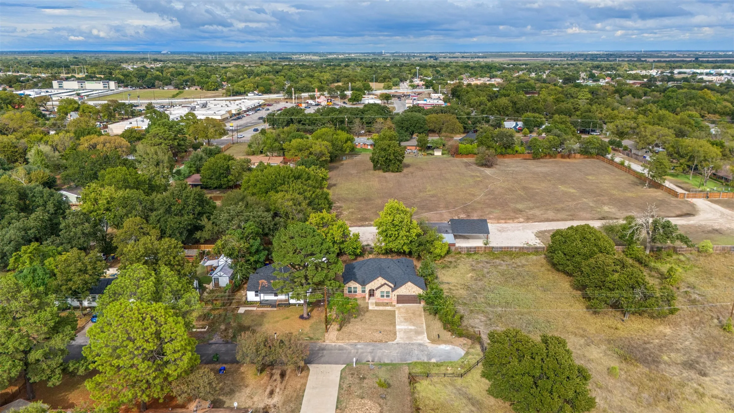Single Family Residence For Sale in Dallas County , 907 Howard Street, Seagoville, Texas 75159, 4 Bedroom, 3 Bathroom, 2 Garage spaces, 1,758 Sqft, built in 2026, mls#21403045, Real Estate Agent in Seagoville, Homes For Sale in Dallas county, Homes For Sale in Seagoville, Realtor in Seagoville Texas, Real Estate Brokerage Independent Realty Texas, Luminita Cordes Realtor