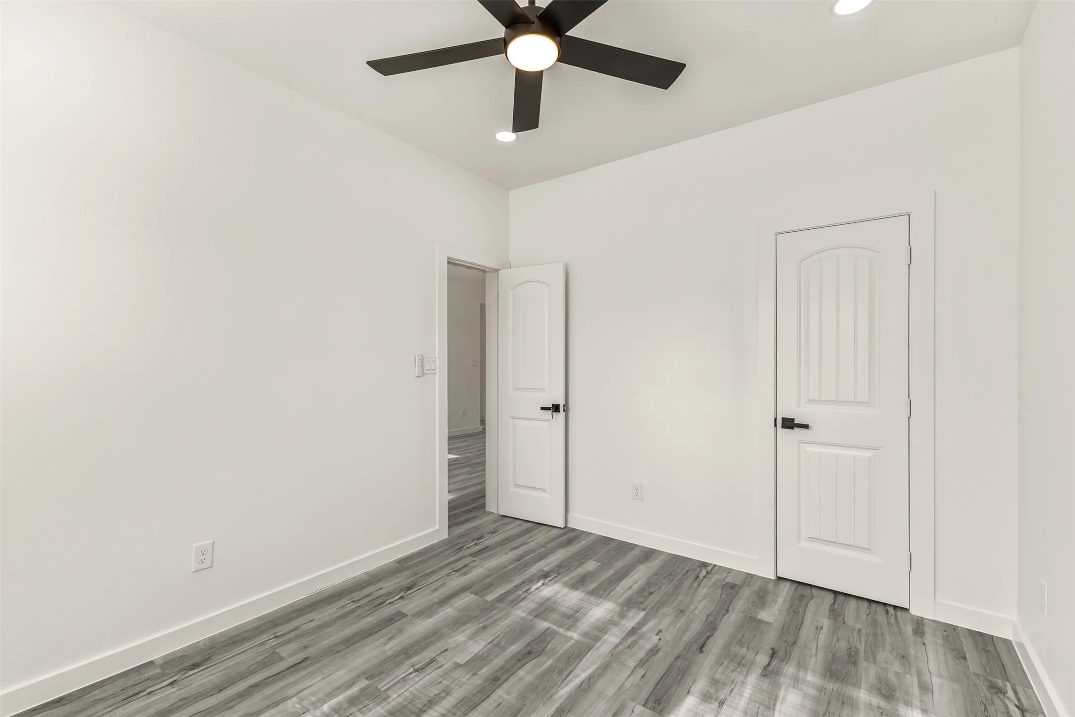Single Family Residence For Sale in Dallas County , 907 Howard Street, Seagoville, Texas 75159, 4 Bedroom, 3 Bathroom, 2 Garage spaces, 1,758 Sqft, built in 2026, mls#21403045, Real Estate Agent in Seagoville, Homes For Sale in Dallas county, Homes For Sale in Seagoville, Realtor in Seagoville Texas, Real Estate Brokerage Independent Realty Texas, Luminita Cordes Realtor
