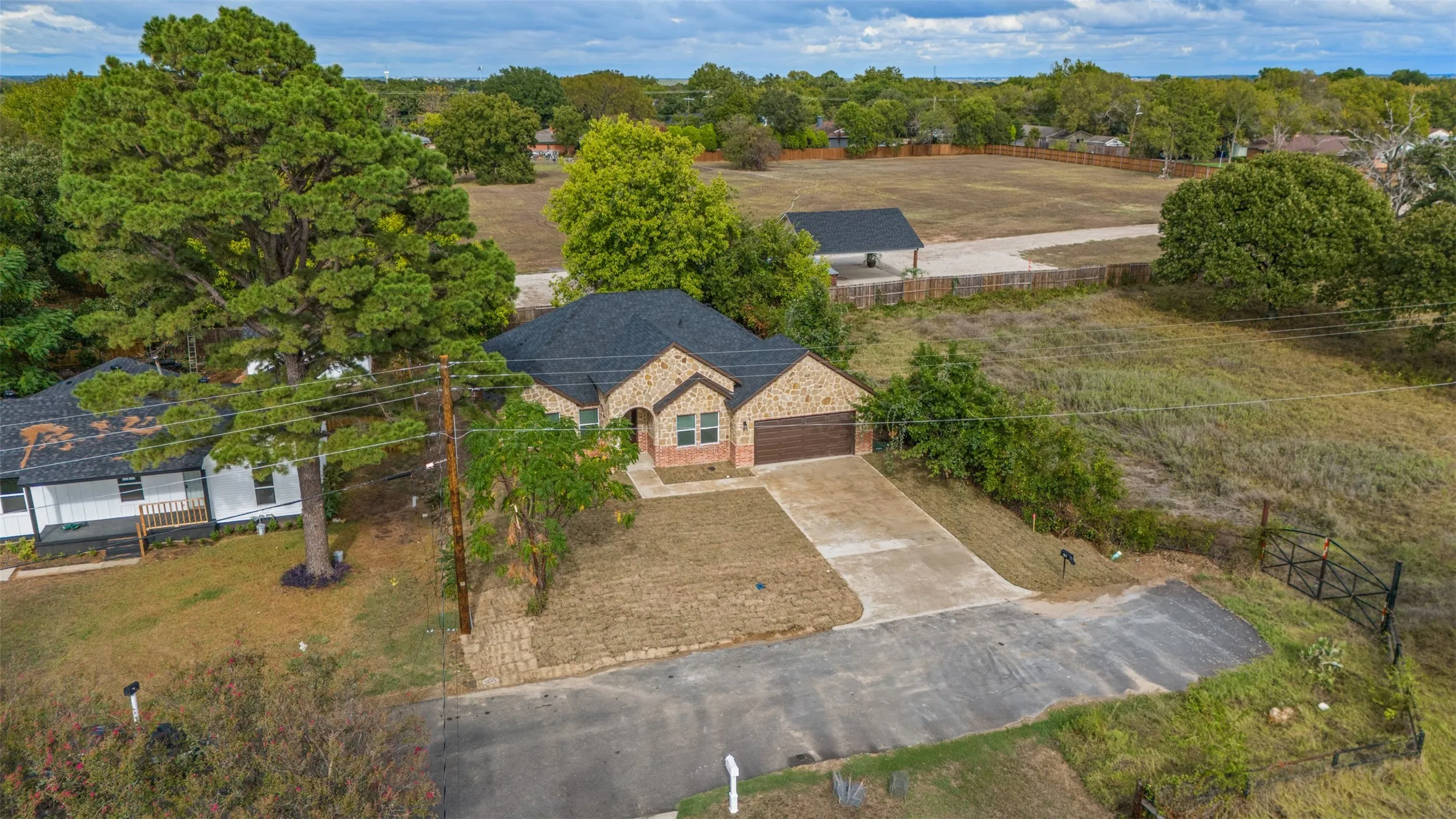 Single Family Residence For Sale in Dallas County , 907 Howard Street, Seagoville, Texas 75159, 4 Bedroom, 3 Bathroom, 2 Garage spaces, 1,758 Sqft, built in 2026, mls#21403045, Real Estate Agent in Seagoville, Homes For Sale in Dallas county, Homes For Sale in Seagoville, Realtor in Seagoville Texas, Real Estate Brokerage Independent Realty Texas, Luminita Cordes Realtor