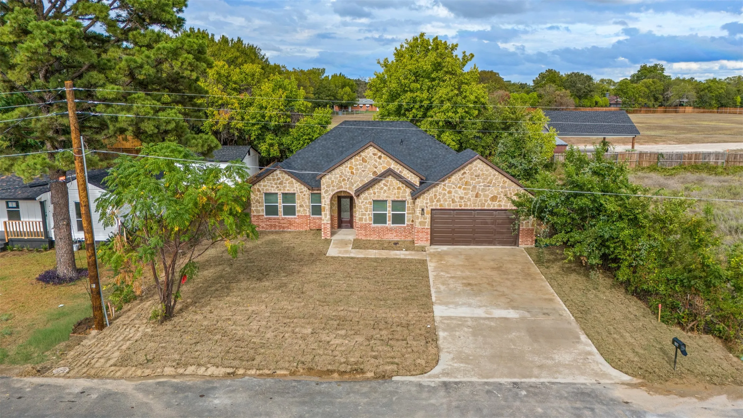 Single Family Residence For Sale in Dallas County , 907 Howard Street, Seagoville, Texas 75159, 4 Bedroom, 3 Bathroom, 2 Garage spaces, 1,758 Sqft, built in 2026, mls#21403045, Real Estate Agent in Seagoville, Homes For Sale in Dallas county, Homes For Sale in Seagoville, Realtor in Seagoville Texas, Real Estate Brokerage Independent Realty Texas, Luminita Cordes Realtor