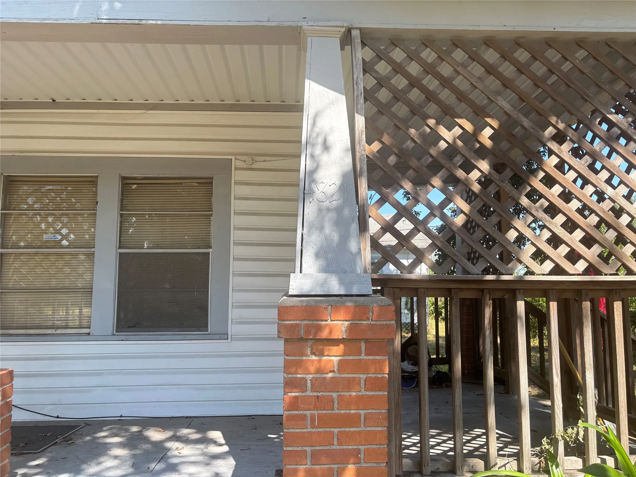 Single Family Residence For Sale in Harris County , 4821 New Orleans Street, Houston, Texas 77020, 2 Bedroom, 1 Bathroom, Garage spaces, 1,008 Sqft, built in 1936, mls#21403092, Real Estate Agent in Houston, Homes For Sale in Harris county, Homes For Sale in Houston, Realtor in Houston Texas, Real Estate Brokerage Independent Realty Texas, Luminita Cordes Realtor