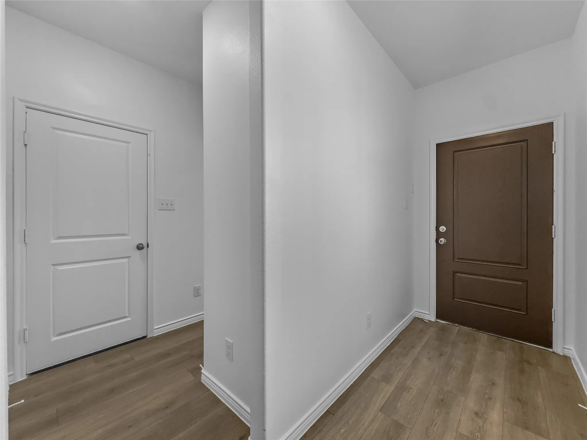Single Family Residence For Sale in Kaufman County , 2126 Hobby Drive, Forney, Texas 75126, 3 Bedroom, 3 Bathroom, 2 Garage spaces, 1,882 Sqft, built in 2021, mls#21403110, Real Estate Agent in Forney, Homes For Sale in Kaufman county, Homes For Sale in Forney, Realtor in Forney Texas, Real Estate Brokerage Independent Realty Texas, Luminita Cordes Realtor