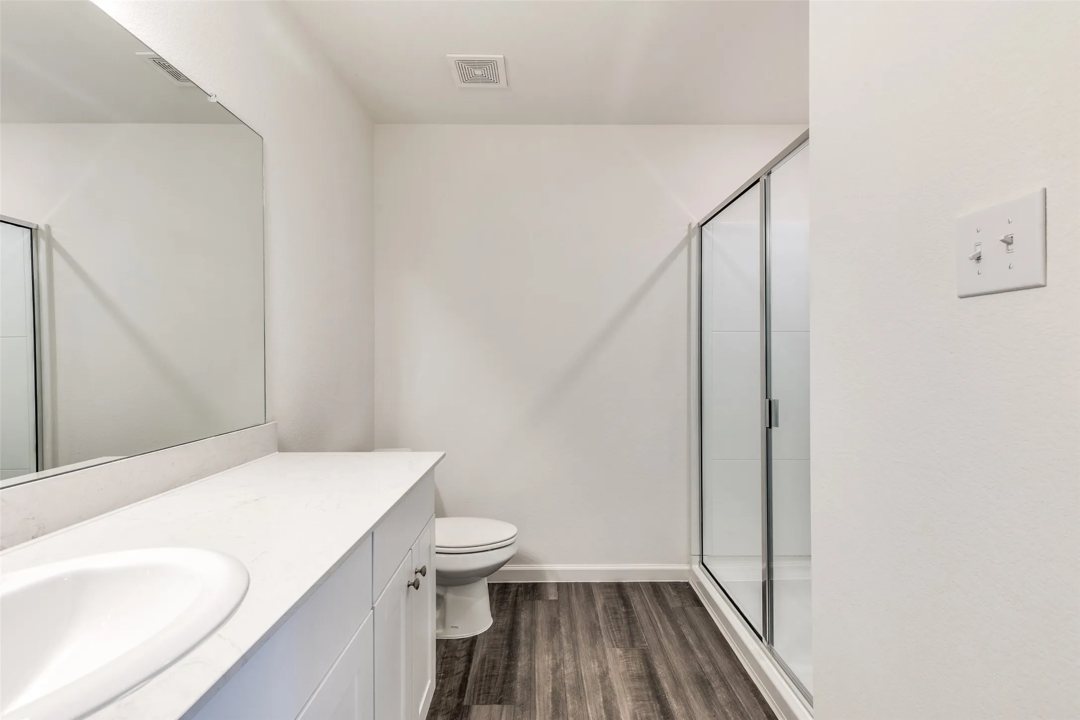 Single Family Residence For Rent in Tarrant County , 5516 Brownstone Lane, Fort Worth, Texas 76036, 4 Bedroom, 3 Bathroom, 2 Garage spaces, 2,338 Sqft, built in 2022, mls#21403111, Real Estate Agent in Fort Worth, Homes For Rent in Tarrant county, Homes For Rent in Fort Worth, Realtor in Fort Worth Texas, Real Estate Brokerage Independent Realty Texas, Luminita Cordes Realtor