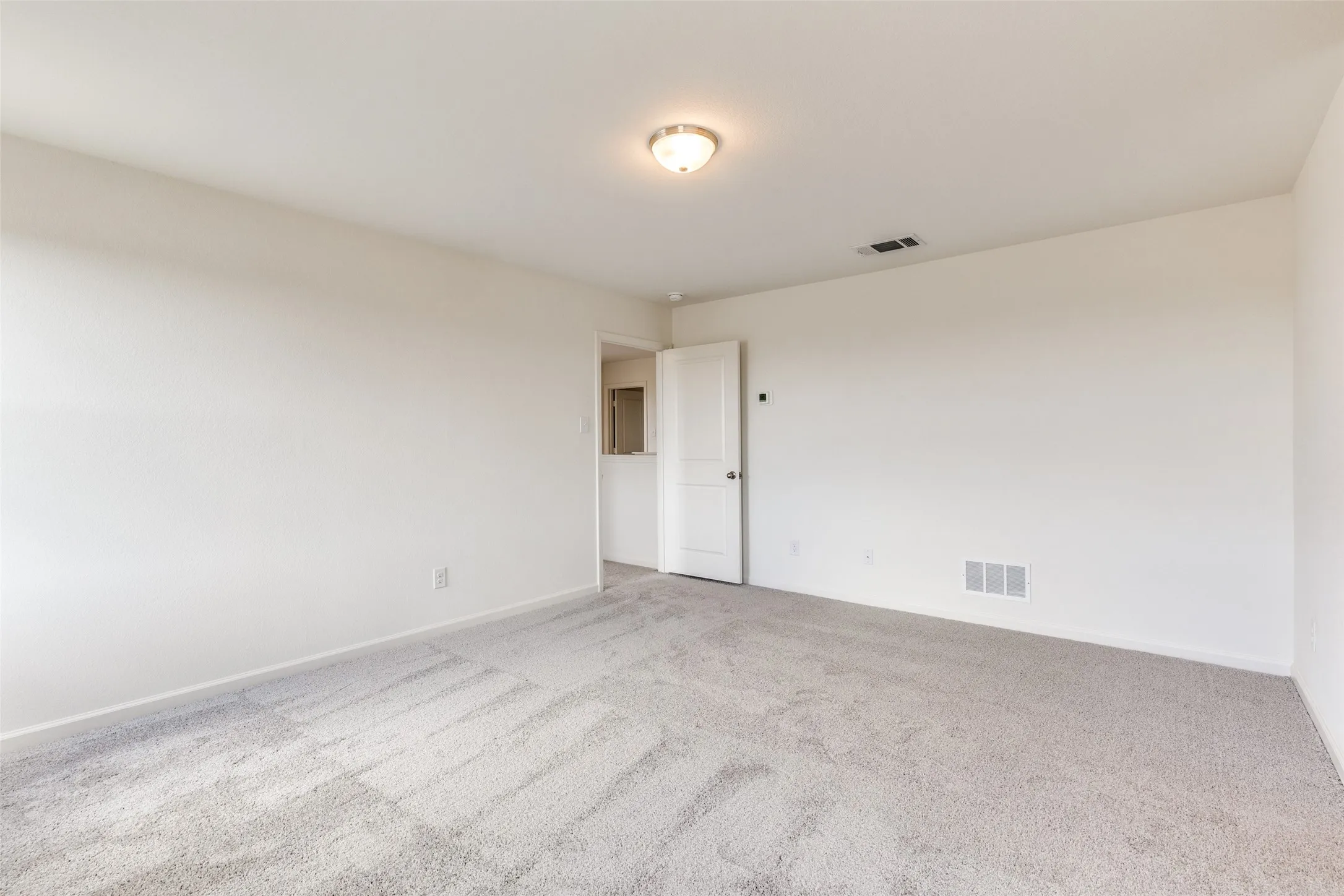 Single Family Residence For Rent in Tarrant County , 5516 Brownstone Lane, Fort Worth, Texas 76036, 4 Bedroom, 3 Bathroom, 2 Garage spaces, 2,338 Sqft, built in 2022, mls#21403111, Real Estate Agent in Fort Worth, Homes For Rent in Tarrant county, Homes For Rent in Fort Worth, Realtor in Fort Worth Texas, Real Estate Brokerage Independent Realty Texas, Luminita Cordes Realtor