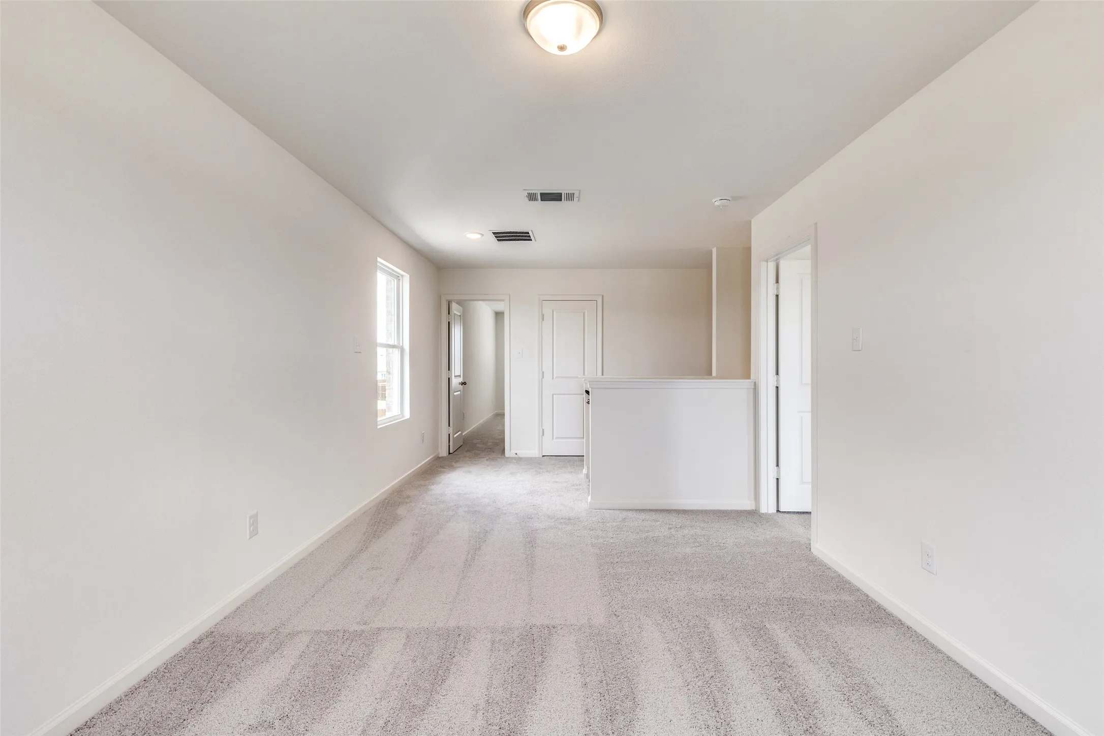 Single Family Residence For Rent in Tarrant County , 5516 Brownstone Lane, Fort Worth, Texas 76036, 4 Bedroom, 3 Bathroom, 2 Garage spaces, 2,338 Sqft, built in 2022, mls#21403111, Real Estate Agent in Fort Worth, Homes For Rent in Tarrant county, Homes For Rent in Fort Worth, Realtor in Fort Worth Texas, Real Estate Brokerage Independent Realty Texas, Luminita Cordes Realtor