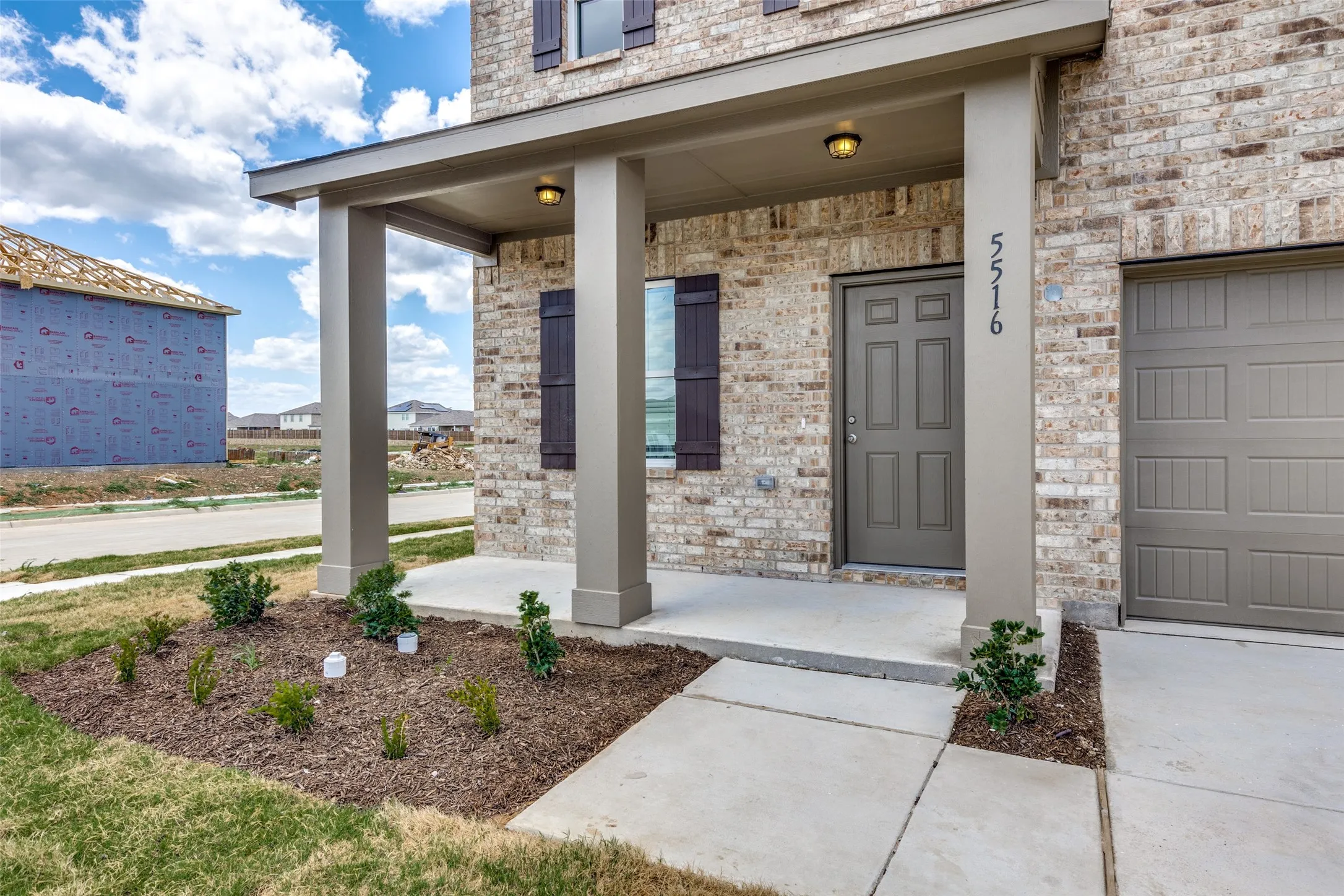 Single Family Residence For Rent in Tarrant County , 5516 Brownstone Lane, Fort Worth, Texas 76036, 4 Bedroom, 3 Bathroom, 2 Garage spaces, 2,338 Sqft, built in 2022, mls#21403111, Real Estate Agent in Fort Worth, Homes For Rent in Tarrant county, Homes For Rent in Fort Worth, Realtor in Fort Worth Texas, Real Estate Brokerage Independent Realty Texas, Luminita Cordes Realtor