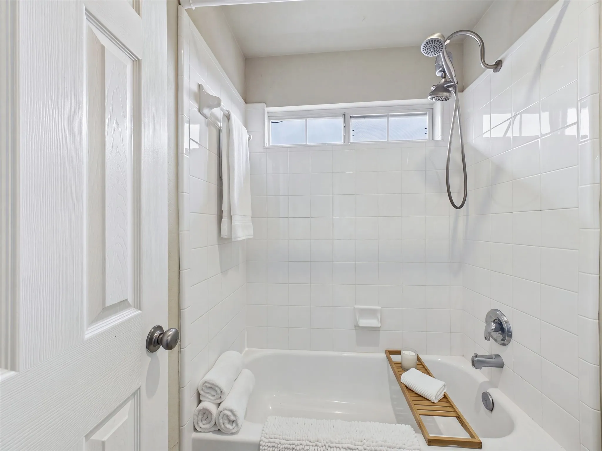 Single Family Residence For Sale in Denton County , 9854 Deerfield Drive, Frisco, Texas 75033, 5 Bedroom, 4 Bathroom, 3 Garage spaces, 3,336 Sqft, built in 2002, mls#21402769, Real Estate Agent in Frisco, Homes For Sale in Denton county, Homes For Sale in Frisco, Realtor in Frisco Texas, Real Estate Brokerage Independent Realty Texas, Luminita Cordes Realtor
