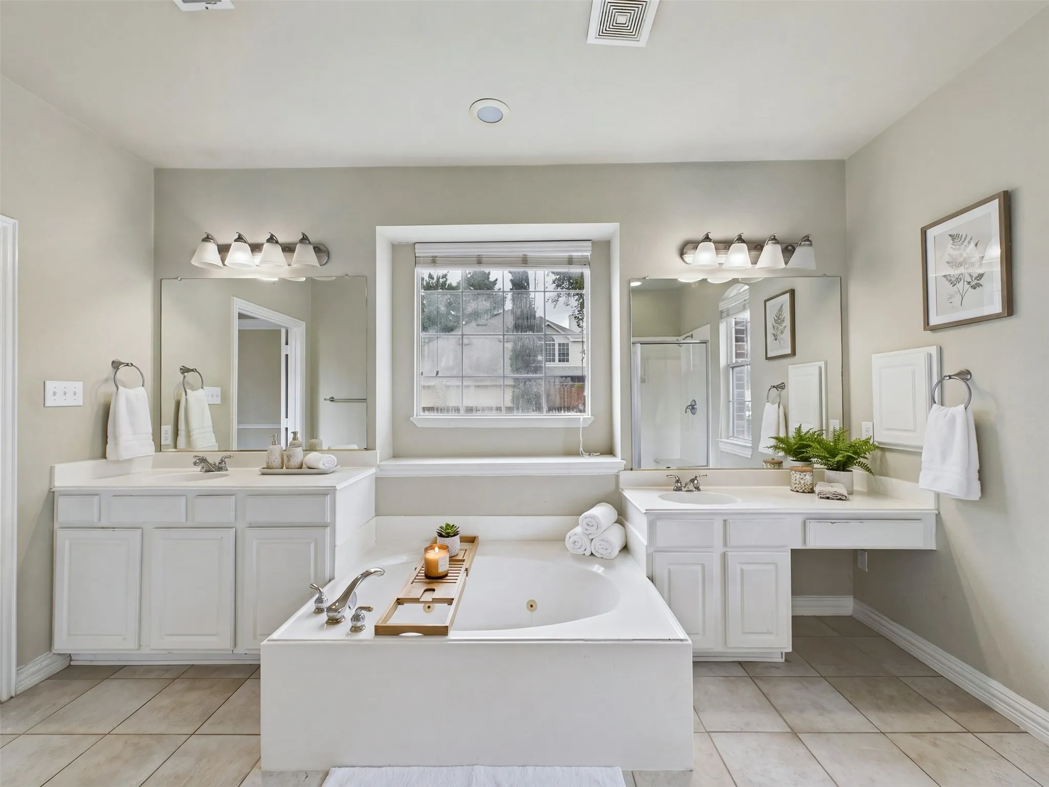 Single Family Residence For Sale in Denton County , 9854 Deerfield Drive, Frisco, Texas 75033, 5 Bedroom, 4 Bathroom, 3 Garage spaces, 3,336 Sqft, built in 2002, mls#21402769, Real Estate Agent in Frisco, Homes For Sale in Denton county, Homes For Sale in Frisco, Realtor in Frisco Texas, Real Estate Brokerage Independent Realty Texas, Luminita Cordes Realtor
