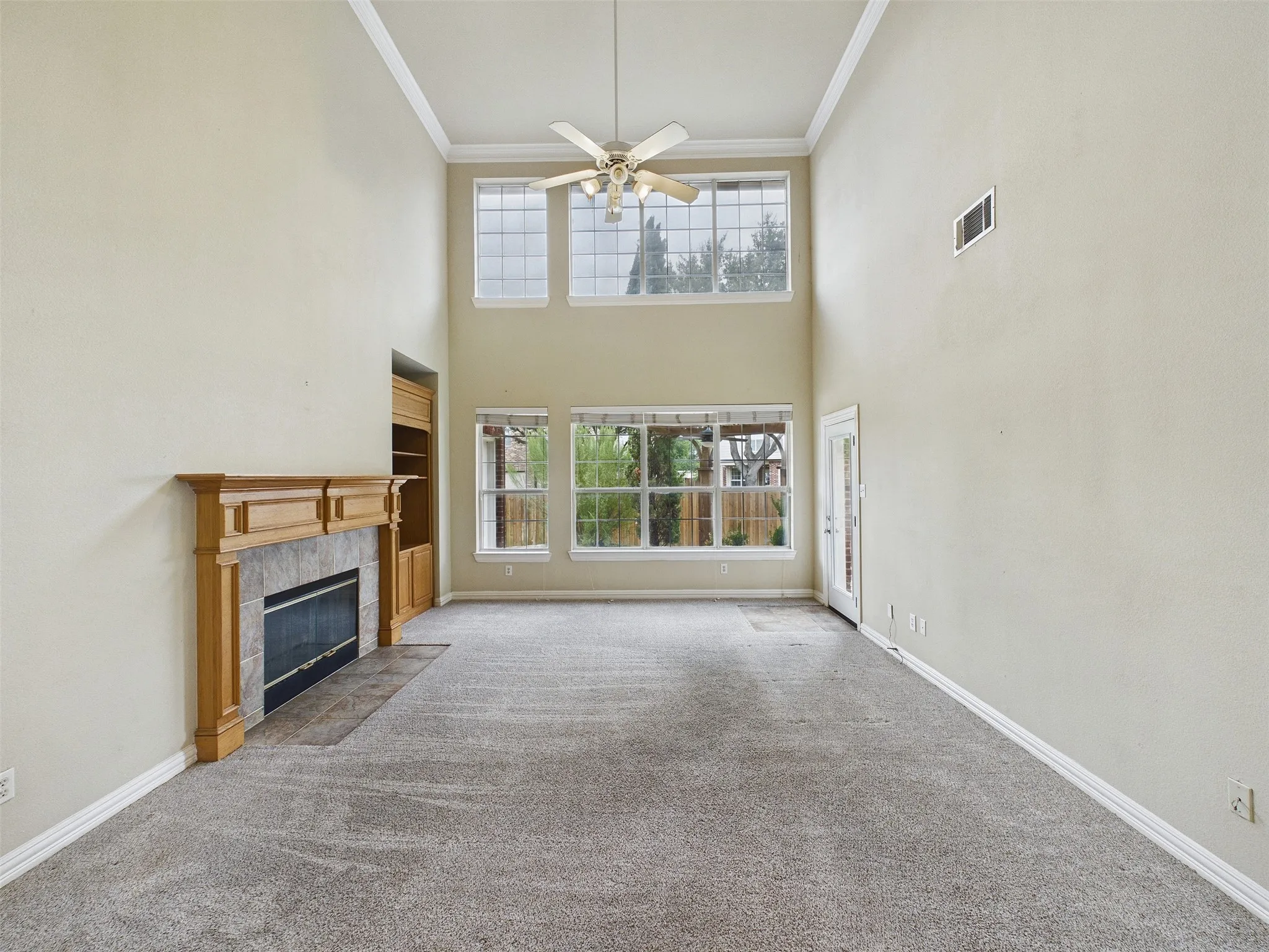 Single Family Residence For Sale in Denton County , 9854 Deerfield Drive, Frisco, Texas 75033, 5 Bedroom, 4 Bathroom, 3 Garage spaces, 3,336 Sqft, built in 2002, mls#21402769, Real Estate Agent in Frisco, Homes For Sale in Denton county, Homes For Sale in Frisco, Realtor in Frisco Texas, Real Estate Brokerage Independent Realty Texas, Luminita Cordes Realtor