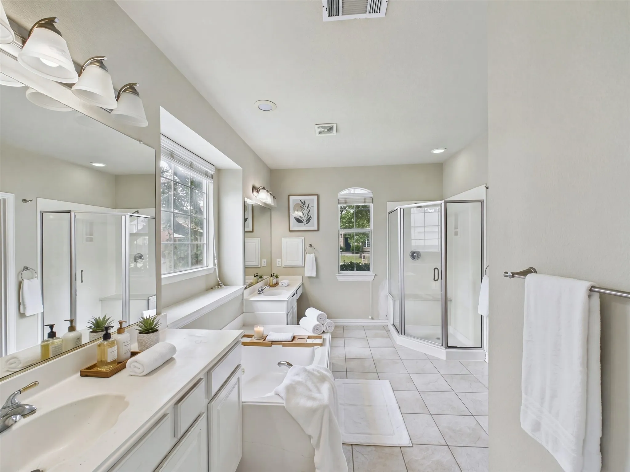 Single Family Residence For Sale in Denton County , 9854 Deerfield Drive, Frisco, Texas 75033, 5 Bedroom, 4 Bathroom, 3 Garage spaces, 3,336 Sqft, built in 2002, mls#21402769, Real Estate Agent in Frisco, Homes For Sale in Denton county, Homes For Sale in Frisco, Realtor in Frisco Texas, Real Estate Brokerage Independent Realty Texas, Luminita Cordes Realtor