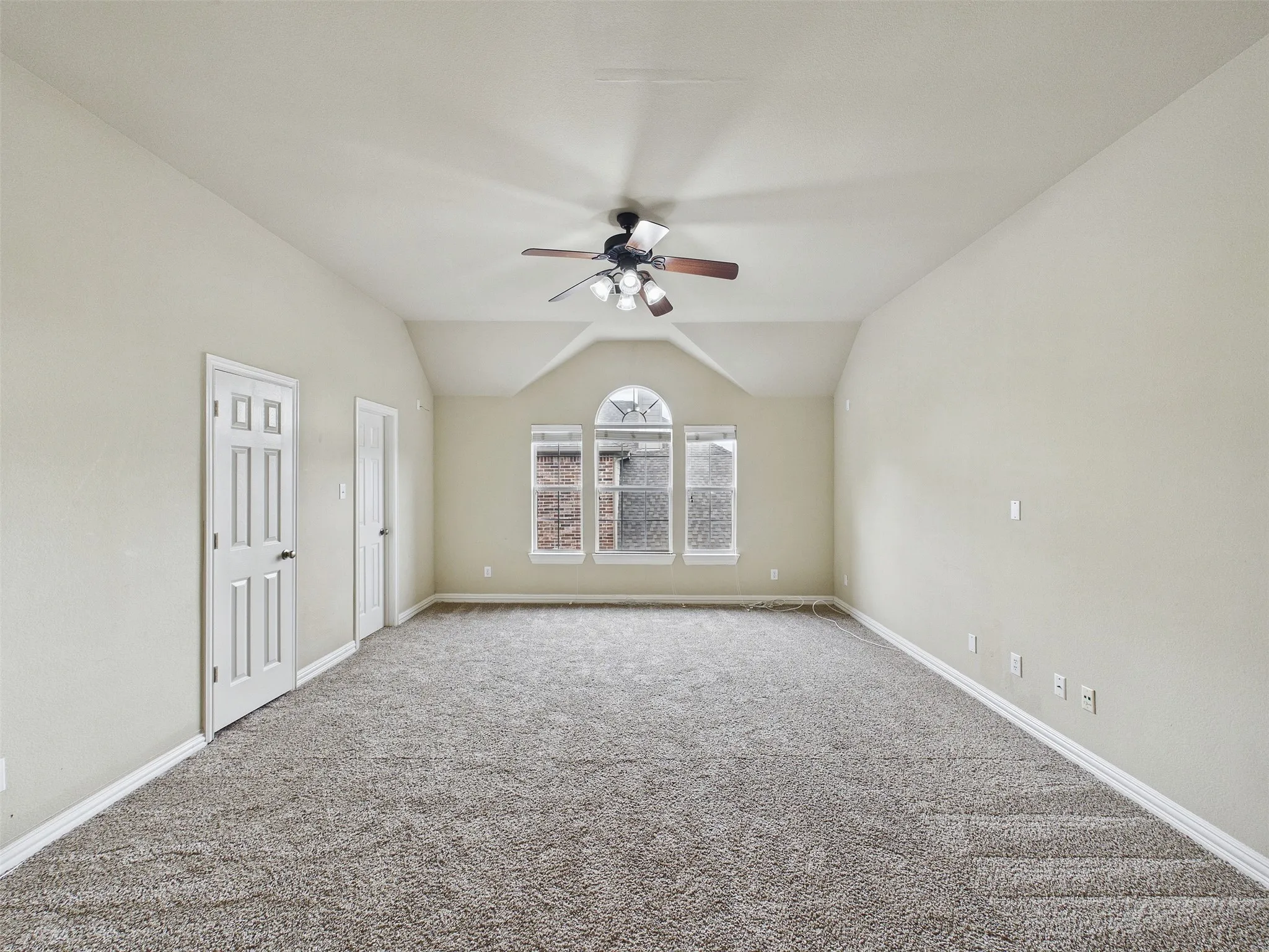 Single Family Residence For Sale in Denton County , 9854 Deerfield Drive, Frisco, Texas 75033, 5 Bedroom, 4 Bathroom, 3 Garage spaces, 3,336 Sqft, built in 2002, mls#21402769, Real Estate Agent in Frisco, Homes For Sale in Denton county, Homes For Sale in Frisco, Realtor in Frisco Texas, Real Estate Brokerage Independent Realty Texas, Luminita Cordes Realtor