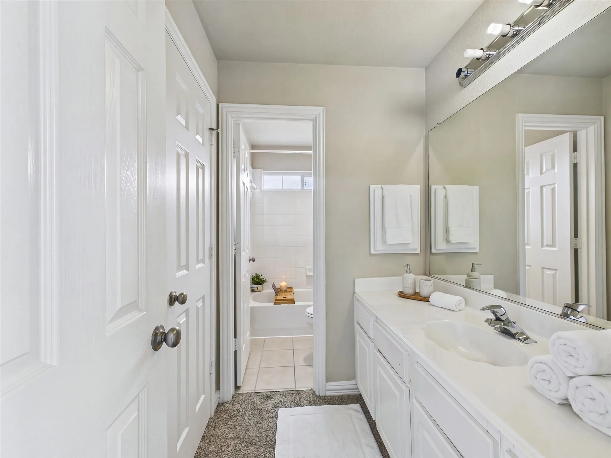 Single Family Residence For Sale in Denton County , 9854 Deerfield Drive, Frisco, Texas 75033, 5 Bedroom, 4 Bathroom, 3 Garage spaces, 3,336 Sqft, built in 2002, mls#21402769, Real Estate Agent in Frisco, Homes For Sale in Denton county, Homes For Sale in Frisco, Realtor in Frisco Texas, Real Estate Brokerage Independent Realty Texas, Luminita Cordes Realtor