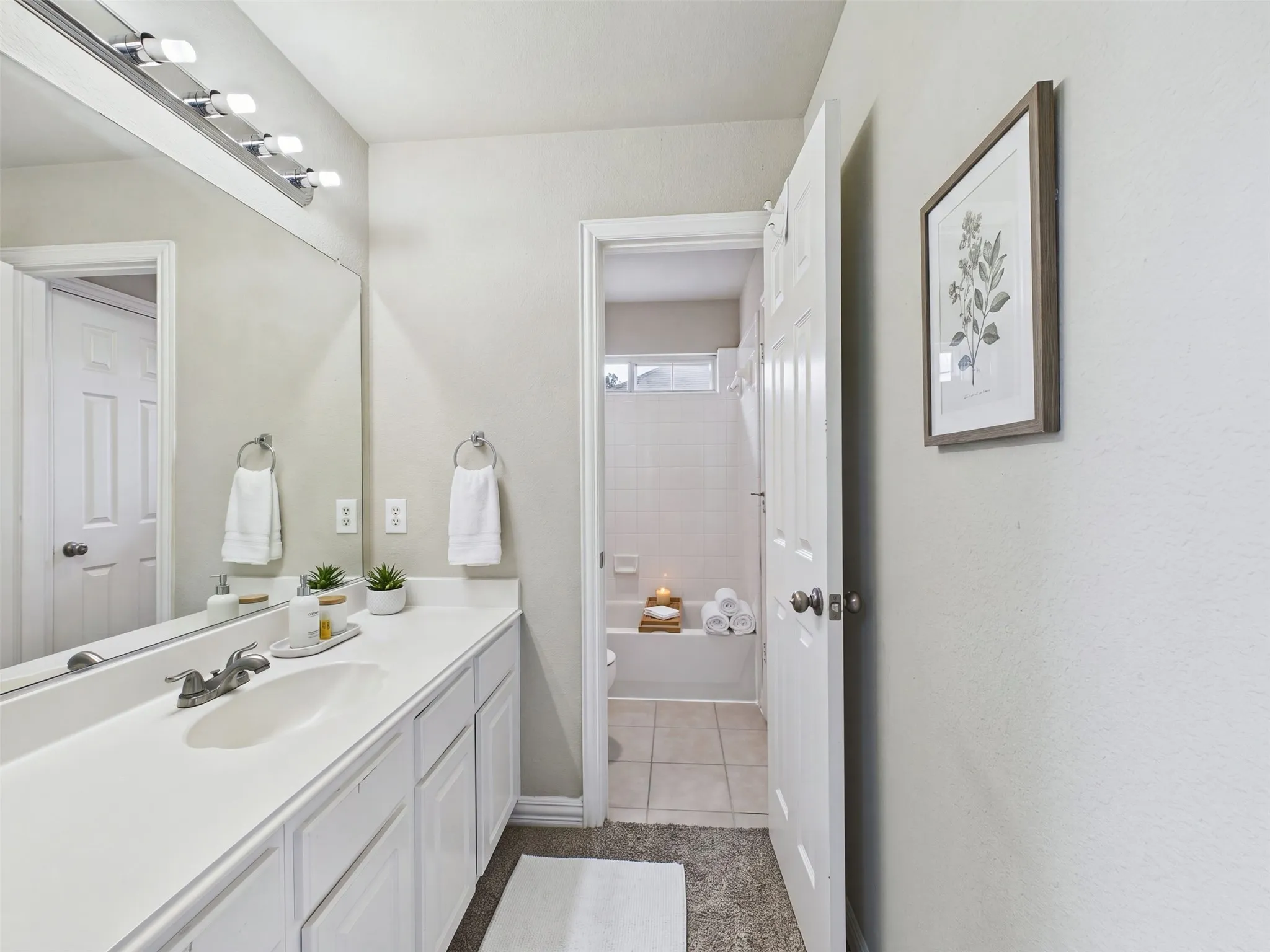Single Family Residence For Sale in Denton County , 9854 Deerfield Drive, Frisco, Texas 75033, 5 Bedroom, 4 Bathroom, 3 Garage spaces, 3,336 Sqft, built in 2002, mls#21402769, Real Estate Agent in Frisco, Homes For Sale in Denton county, Homes For Sale in Frisco, Realtor in Frisco Texas, Real Estate Brokerage Independent Realty Texas, Luminita Cordes Realtor