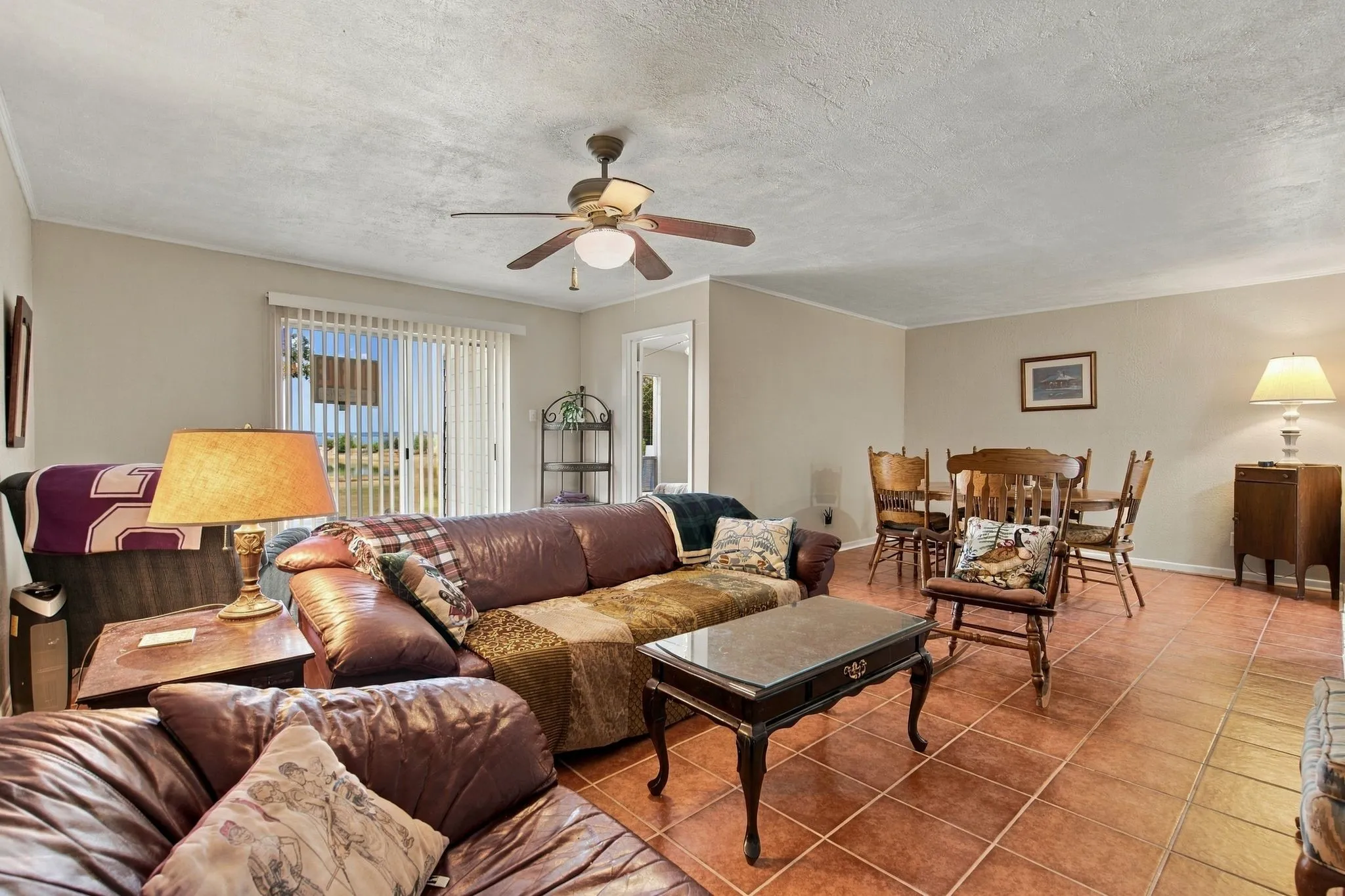 Condominium For Sale in Wise County , 100 Harbor Drive 104, Runaway Bay, Texas 76426, 4 Bedroom, 3 Bathroom, Garage spaces, 1,724 Sqft, built in 1978, mls#21393802, Real Estate Agent in Runaway Bay, Homes For Sale in Wise county, Homes For Sale in Runaway Bay, Realtor in Runaway Bay Texas, Real Estate Brokerage Independent Realty Texas, Luminita Cordes Realtor