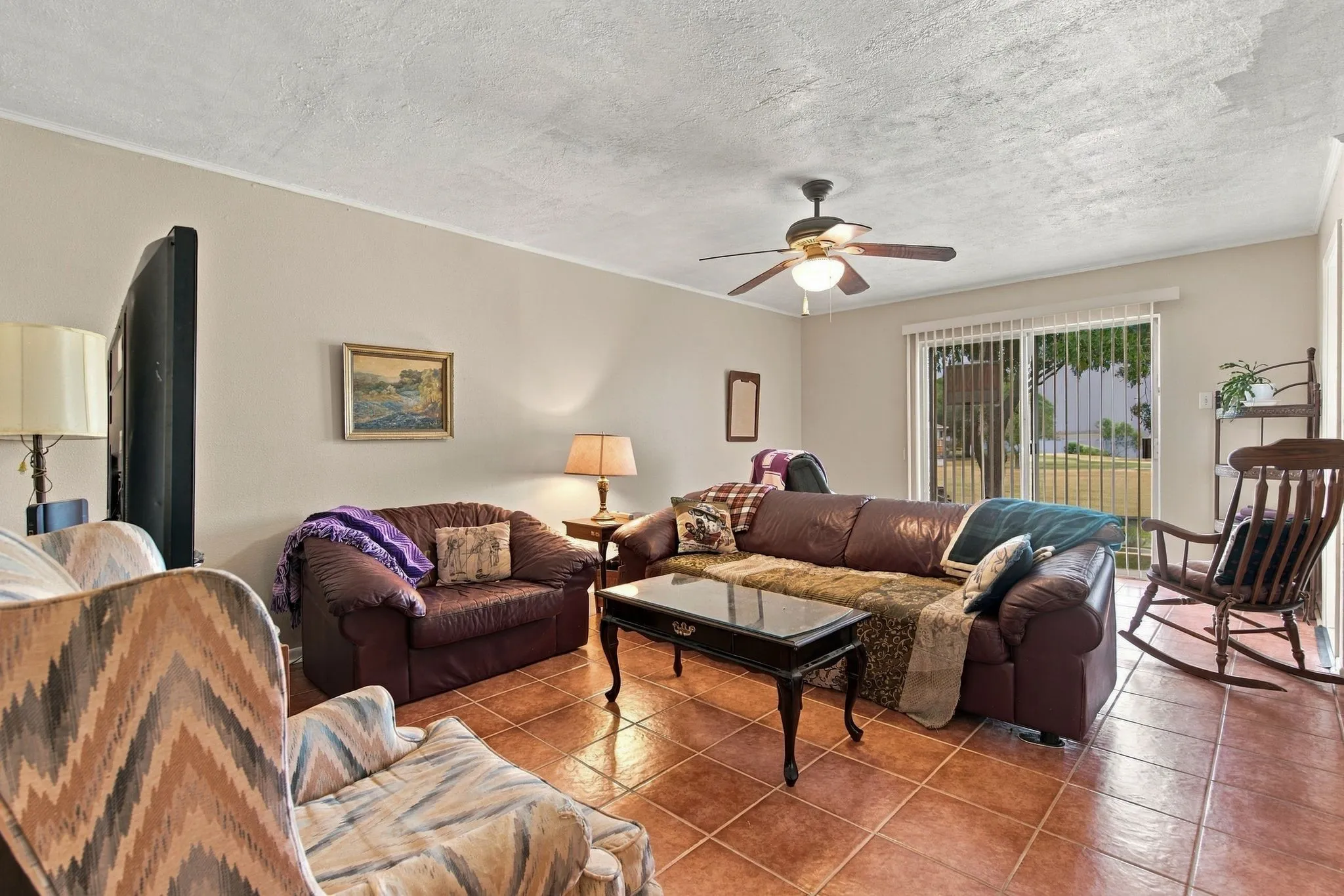 Condominium For Sale in Wise County , 100 Harbor Drive 104, Runaway Bay, Texas 76426, 4 Bedroom, 3 Bathroom, Garage spaces, 1,724 Sqft, built in 1978, mls#21393802, Real Estate Agent in Runaway Bay, Homes For Sale in Wise county, Homes For Sale in Runaway Bay, Realtor in Runaway Bay Texas, Real Estate Brokerage Independent Realty Texas, Luminita Cordes Realtor