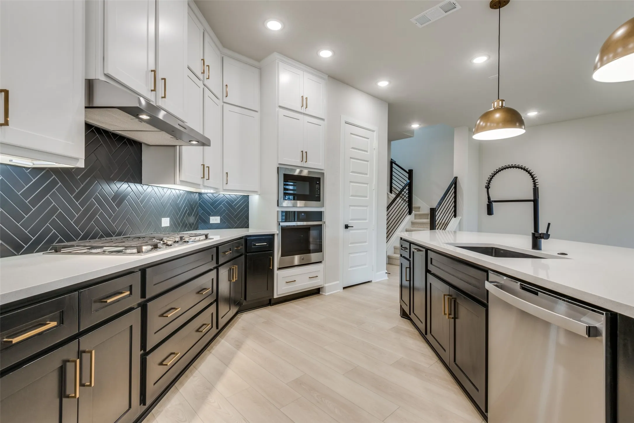 Single Family Residence For Sale in Denton County , 1469 Four Corner Lane, Little Elm, Texas 75036, 4 Bedroom, 3 Bathroom, 2 Garage spaces, 3,108 Sqft, built in 2022, mls#21403113, Real Estate Agent in Little Elm, Homes For Sale in Denton county, Homes For Sale in Little Elm, Realtor in Little Elm Texas, Real Estate Brokerage Independent Realty Texas, Luminita Cordes Realtor