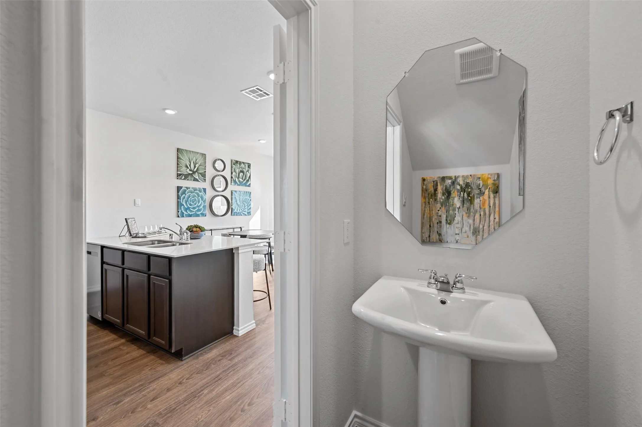 Single Family Residence For Rent in Collin County , 204 Tall Cedar Way, Princeton, Texas 75407, 2 Bedroom, 3 Bathroom, 1 Garage spaces, 1,130 Sqft, built in 2026, mls#21403123, Real Estate Agent in Princeton, Homes For Rent in Collin county, Homes For Rent in Princeton, Realtor in Princeton Texas, Real Estate Brokerage Independent Realty Texas, Luminita Cordes Realtor