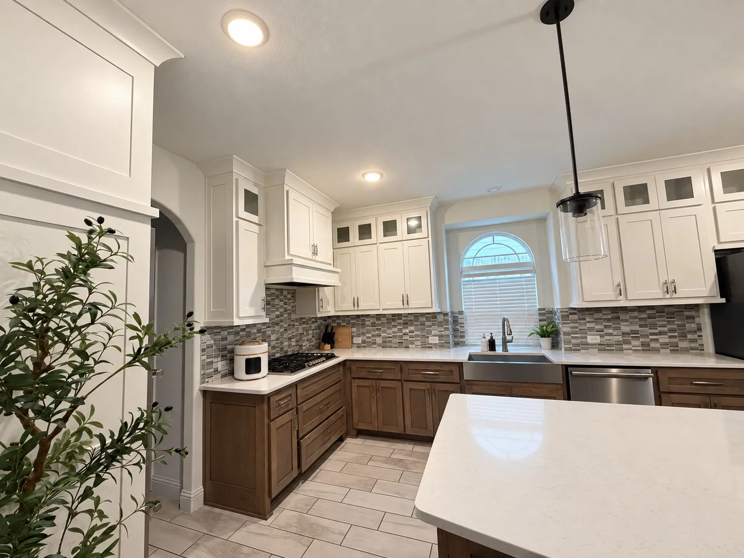 Single Family Residence For Rent in Tarrant County , 5412 Caesar Creek Court, Fort Worth, Texas 76179, 5 Bedroom, 4 Bathroom, 2 Garage spaces, 4,172 Sqft, built in 2022, mls#21401842, Real Estate Agent in Fort Worth, Homes For Rent in Tarrant county, Homes For Rent in Fort Worth, Realtor in Fort Worth Texas, Real Estate Brokerage Independent Realty Texas, Luminita Cordes Realtor
