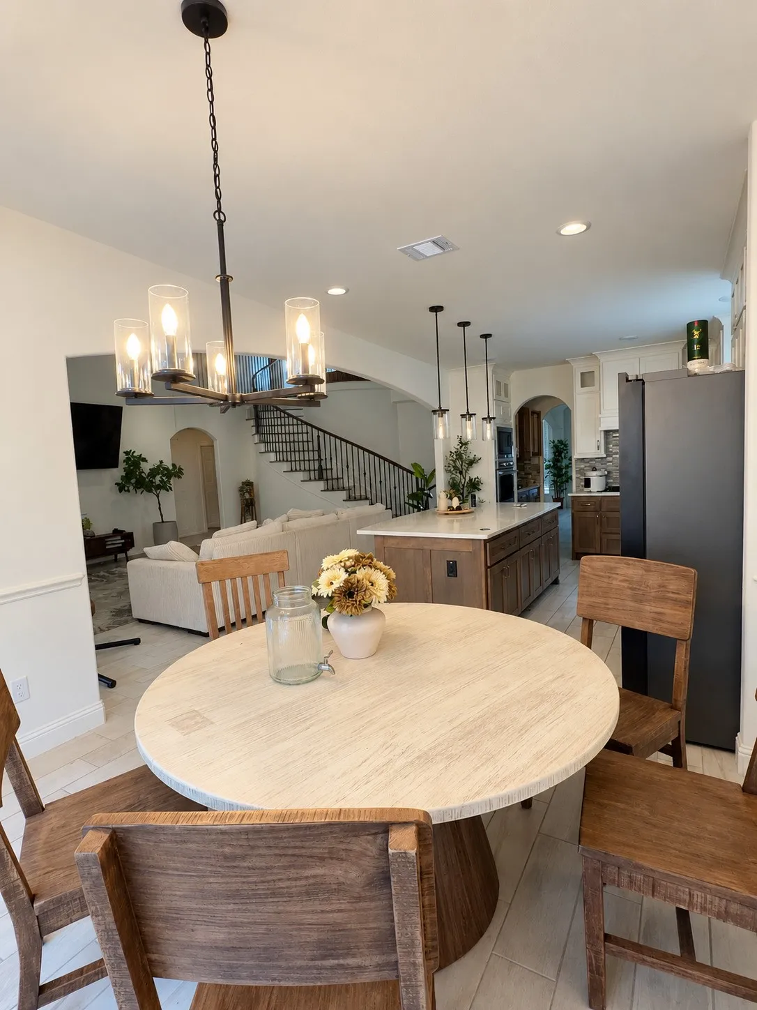 Single Family Residence For Rent in Tarrant County , 5412 Caesar Creek Court, Fort Worth, Texas 76179, 5 Bedroom, 4 Bathroom, 2 Garage spaces, 4,172 Sqft, built in 2022, mls#21401842, Real Estate Agent in Fort Worth, Homes For Rent in Tarrant county, Homes For Rent in Fort Worth, Realtor in Fort Worth Texas, Real Estate Brokerage Independent Realty Texas, Luminita Cordes Realtor