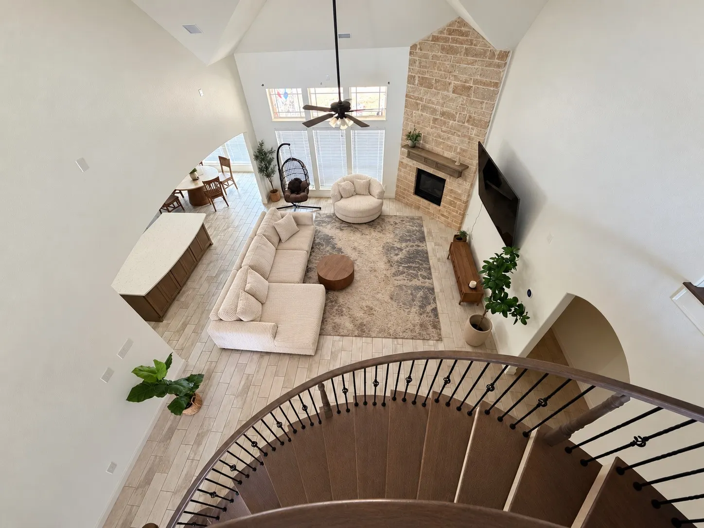 Single Family Residence For Rent in Tarrant County , 5412 Caesar Creek Court, Fort Worth, Texas 76179, 5 Bedroom, 4 Bathroom, 2 Garage spaces, 4,172 Sqft, built in 2022, mls#21401842, Real Estate Agent in Fort Worth, Homes For Rent in Tarrant county, Homes For Rent in Fort Worth, Realtor in Fort Worth Texas, Real Estate Brokerage Independent Realty Texas, Luminita Cordes Realtor