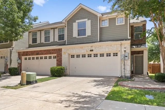 Townhouse For Rent in Collin County , 7944 Eddie Drive, Plano, Texas 75025, 3 Bedroom, 3 Bathroom, 2 Garage spaces, 1,661 Sqft, built in 2005, mls#21403000, Real Estate Agent in Plano, Homes For Rent in Collin county, Homes For Rent in Plano, Realtor in Plano Texas, Real Estate Brokerage Independent Realty Texas, Luminita Cordes Realtor