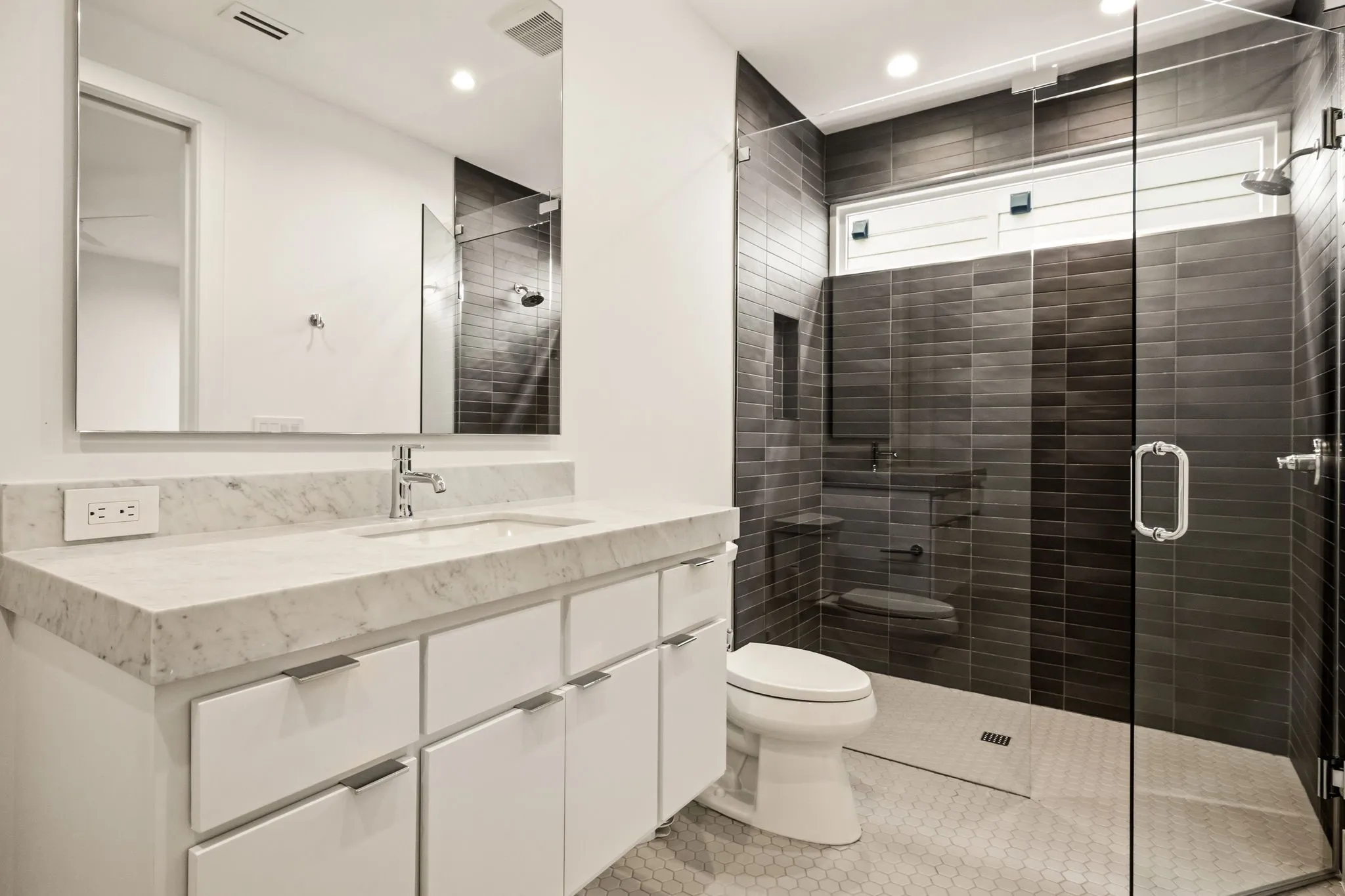 Single Family Residence For Rent in Dallas County , 5133 Vickery Boulevard, Dallas, Texas 75206, 3 Bedroom, 5 Bathroom, 2 Garage spaces, 4,001 Sqft, built in 2023, mls#21403128, Real Estate Agent in Dallas, Homes For Rent in Dallas county, Homes For Rent in Dallas, Realtor in Dallas Texas, Real Estate Brokerage Independent Realty Texas, Luminita Cordes Realtor