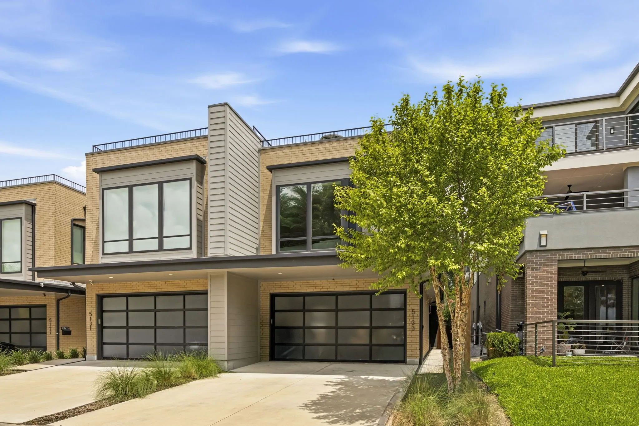 Single Family Residence For Rent in Dallas County , 5133 Vickery Boulevard, Dallas, Texas 75206, 3 Bedroom, 5 Bathroom, 2 Garage spaces, 4,001 Sqft, built in 2023, mls#21403128, Real Estate Agent in Dallas, Homes For Rent in Dallas county, Homes For Rent in Dallas, Realtor in Dallas Texas, Real Estate Brokerage Independent Realty Texas, Luminita Cordes Realtor