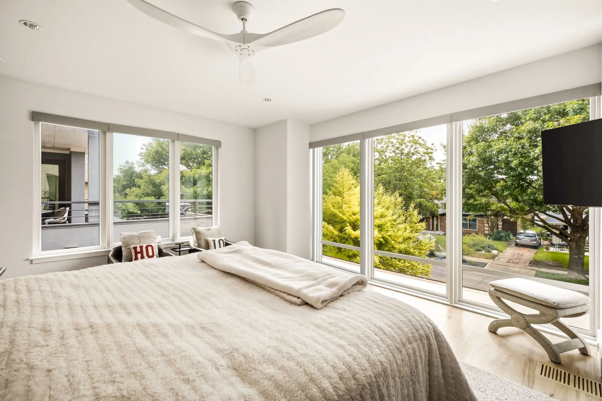 Single Family Residence For Rent in Dallas County , 5133 Vickery Boulevard, Dallas, Texas 75206, 3 Bedroom, 5 Bathroom, 2 Garage spaces, 4,001 Sqft, built in 2023, mls#21403128, Real Estate Agent in Dallas, Homes For Rent in Dallas county, Homes For Rent in Dallas, Realtor in Dallas Texas, Real Estate Brokerage Independent Realty Texas, Luminita Cordes Realtor