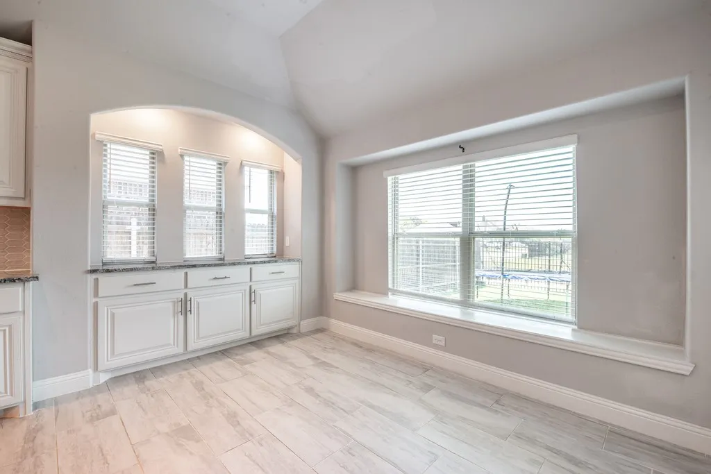 Single Family Residence For Rent in Johnson County , 505 Livia Street, Burleson, Texas 76028, 5 Bedroom, 3 Bathroom, 2 Garage spaces, 3,245 Sqft, built in 2022, mls#21399653, Real Estate Agent in Burleson, Homes For Rent in Johnson county, Homes For Rent in Burleson, Realtor in Burleson Texas, Real Estate Brokerage Independent Realty Texas, Luminita Cordes Realtor