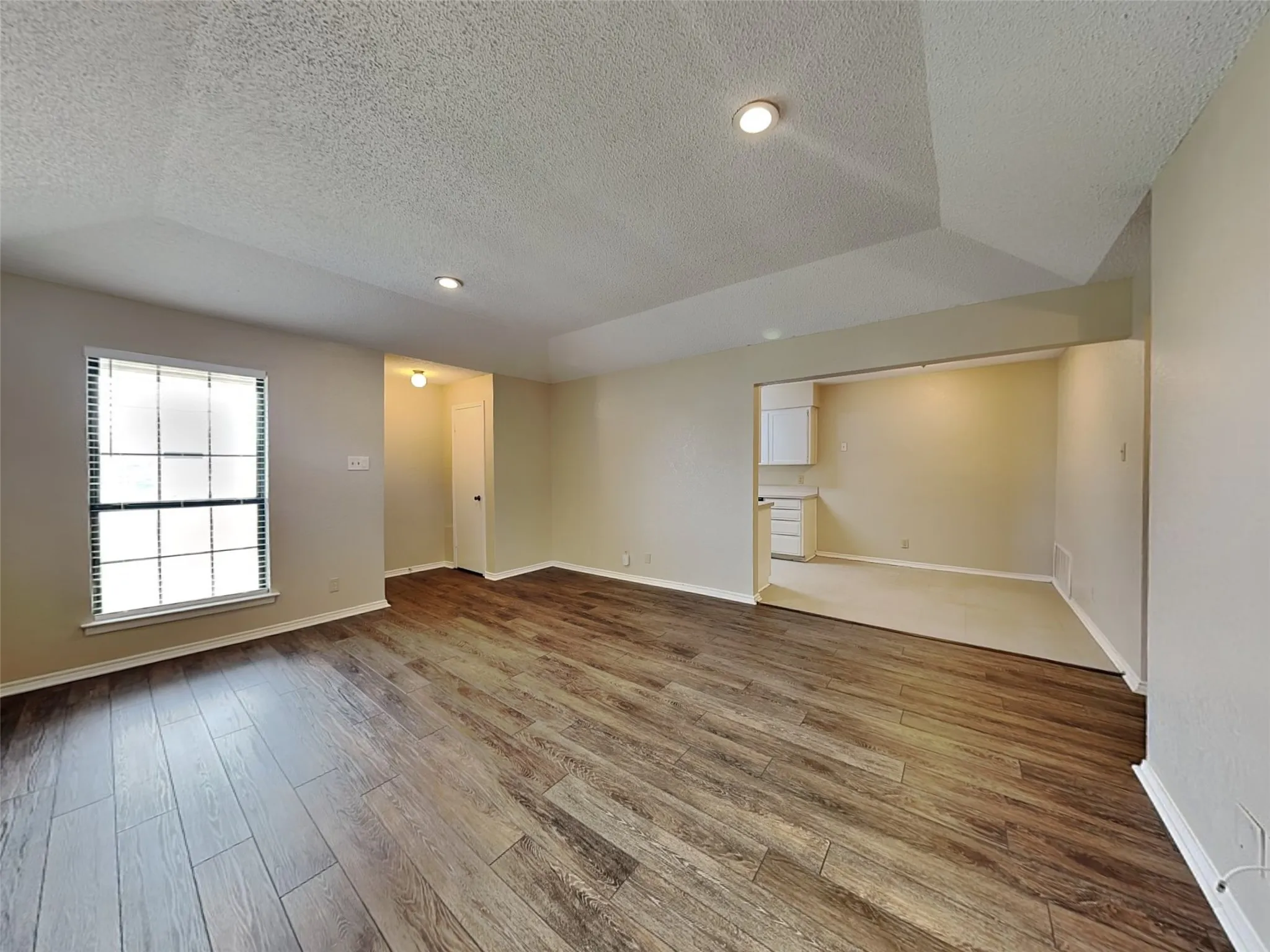 Single Family Residence For Rent in Tarrant County , 836 White Rock Street, Saginaw, Texas 76179, 2 Bedroom, 2 Bathroom, 1 Garage spaces, 2,024 Sqft, built in 1984, mls#21403105, Real Estate Agent in Saginaw, Homes For Rent in Tarrant county, Homes For Rent in Saginaw, Realtor in Saginaw Texas, Real Estate Brokerage Independent Realty Texas, Luminita Cordes Realtor