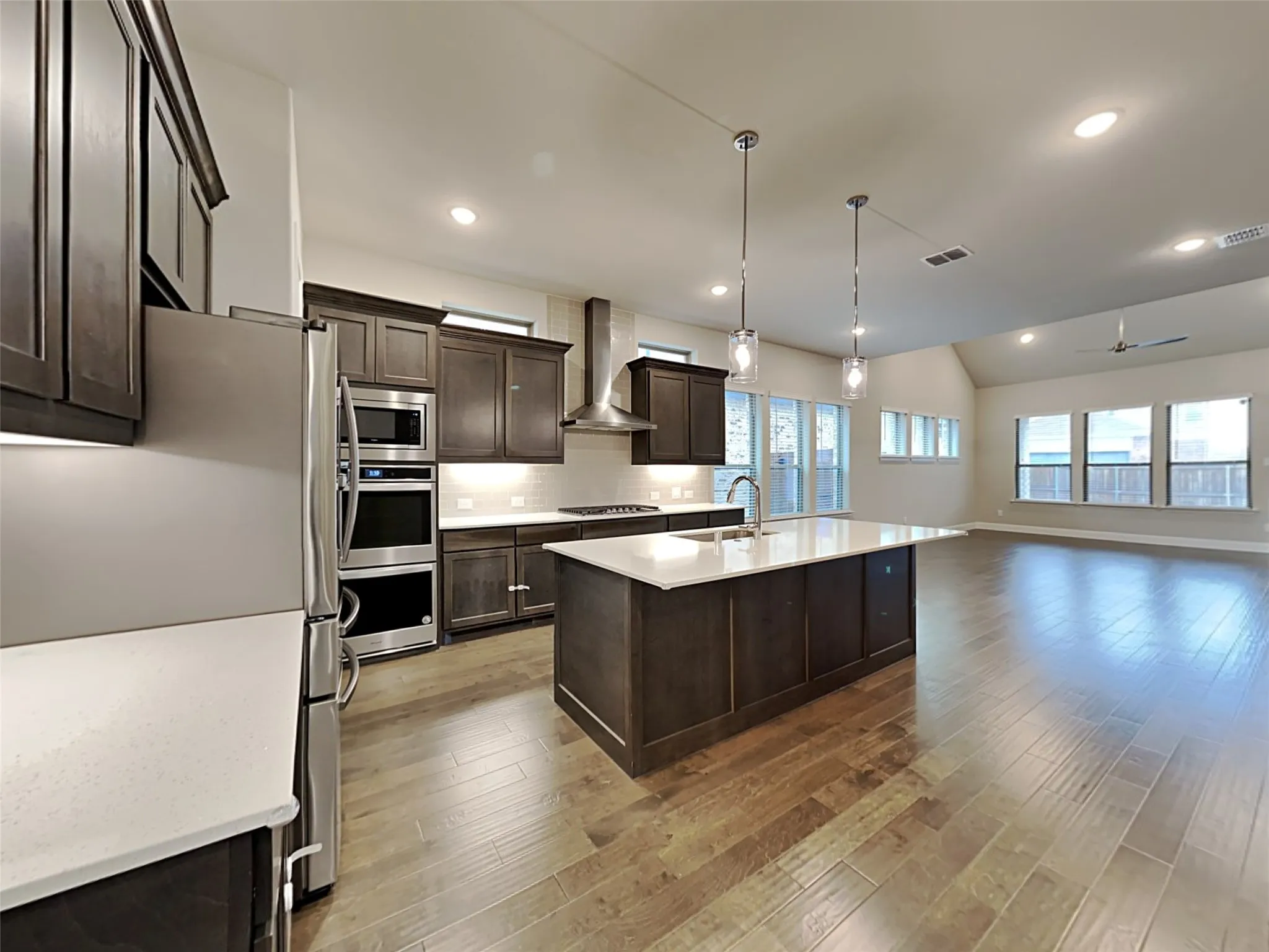 Single Family Residence For Rent in Denton County , 8262 Ottowa Ridge, Frisco, Texas 75034, 4 Bedroom, 4 Bathroom, 2 Garage spaces, 3,517 Sqft, built in 2019, mls#21403102, Real Estate Agent in Frisco, Homes For Rent in Denton county, Homes For Rent in Frisco, Realtor in Frisco Texas, Real Estate Brokerage Independent Realty Texas, Luminita Cordes Realtor