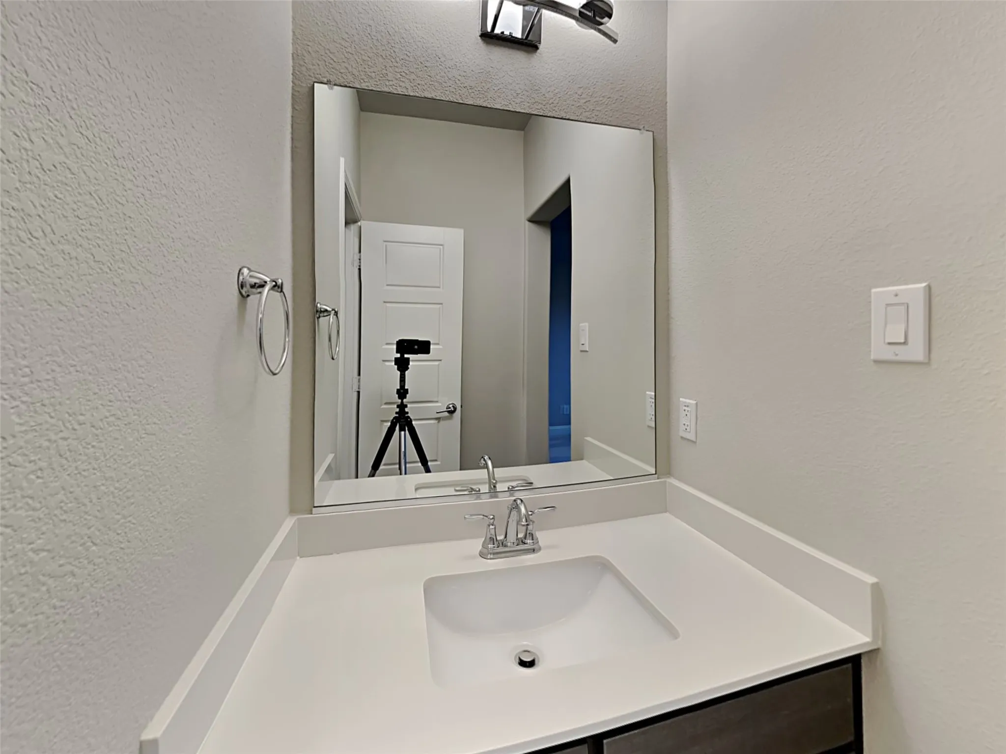 Single Family Residence For Rent in Denton County , 8262 Ottowa Ridge, Frisco, Texas 75034, 4 Bedroom, 4 Bathroom, 2 Garage spaces, 3,517 Sqft, built in 2019, mls#21403102, Real Estate Agent in Frisco, Homes For Rent in Denton county, Homes For Rent in Frisco, Realtor in Frisco Texas, Real Estate Brokerage Independent Realty Texas, Luminita Cordes Realtor
