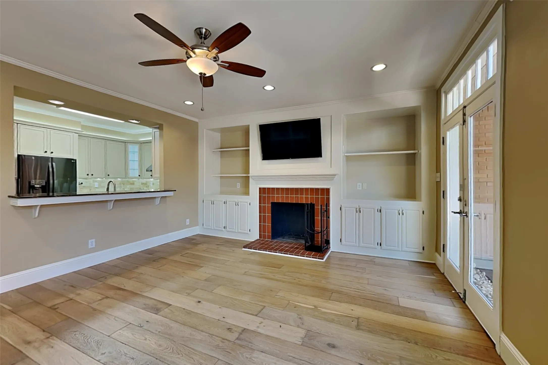 Single Family Residence For Rent in Dallas County , 3420 Binkley Avenue, University Park, Texas 75205, 3 Bedroom, 5 Bathroom, 2 Garage spaces, 2,592 Sqft, built in 1985, mls#21403099, Real Estate Agent in University Park, Homes For Rent in Dallas county, Homes For Rent in University Park, Realtor in University Park Texas, Real Estate Brokerage Independent Realty Texas, Luminita Cordes Realtor