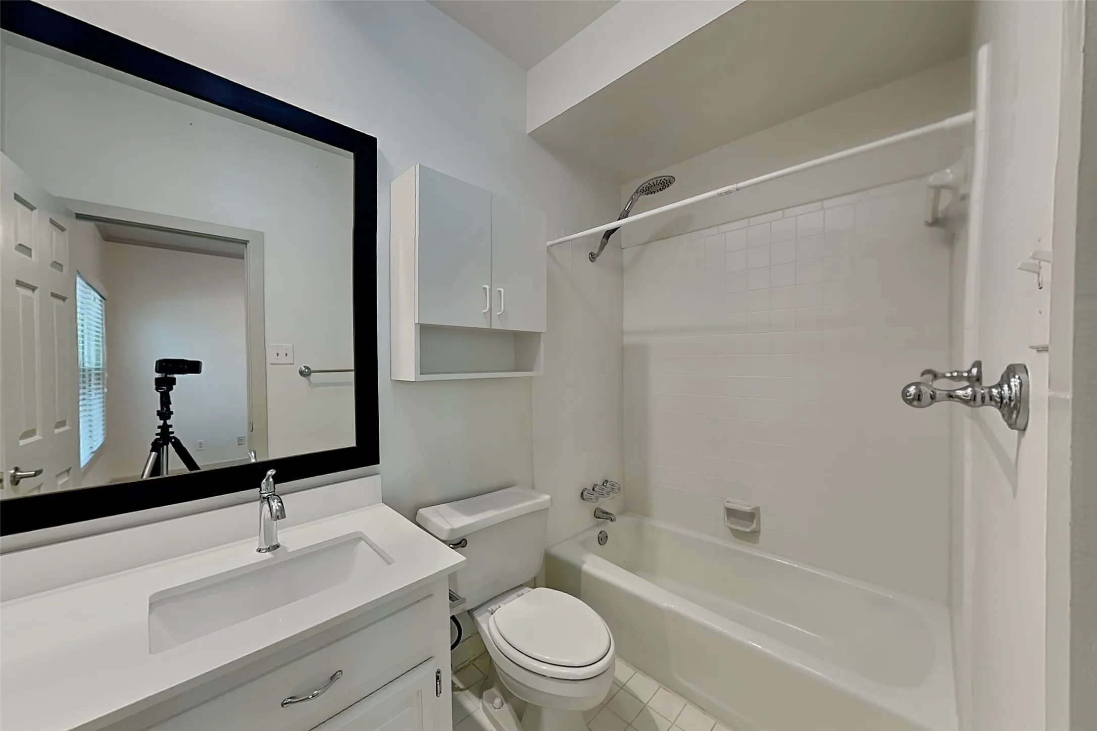 Single Family Residence For Rent in Dallas County , 3420 Binkley Avenue, University Park, Texas 75205, 3 Bedroom, 5 Bathroom, 2 Garage spaces, 2,592 Sqft, built in 1985, mls#21403099, Real Estate Agent in University Park, Homes For Rent in Dallas county, Homes For Rent in University Park, Realtor in University Park Texas, Real Estate Brokerage Independent Realty Texas, Luminita Cordes Realtor