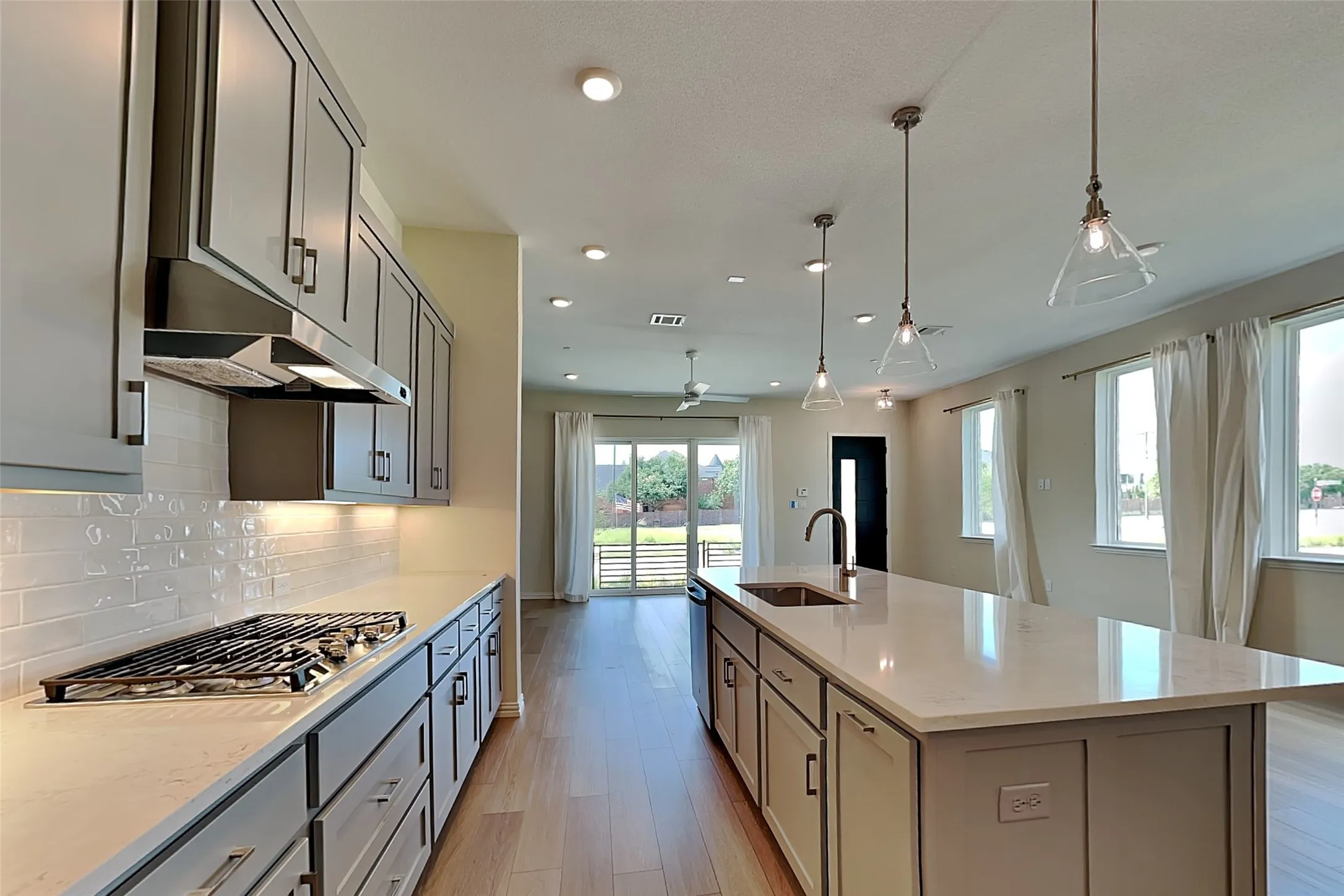 Single Family Residence For Rent in Collin County , 1192 Daybreak Drive, Allen, Texas 75013, 3 Bedroom, 3 Bathroom, 2 Garage spaces, 2,039 Sqft, built in 2023, mls#21403095, Real Estate Agent in Allen, Homes For Rent in Collin county, Homes For Rent in Allen, Realtor in Allen Texas, Real Estate Brokerage Independent Realty Texas, Luminita Cordes Realtor