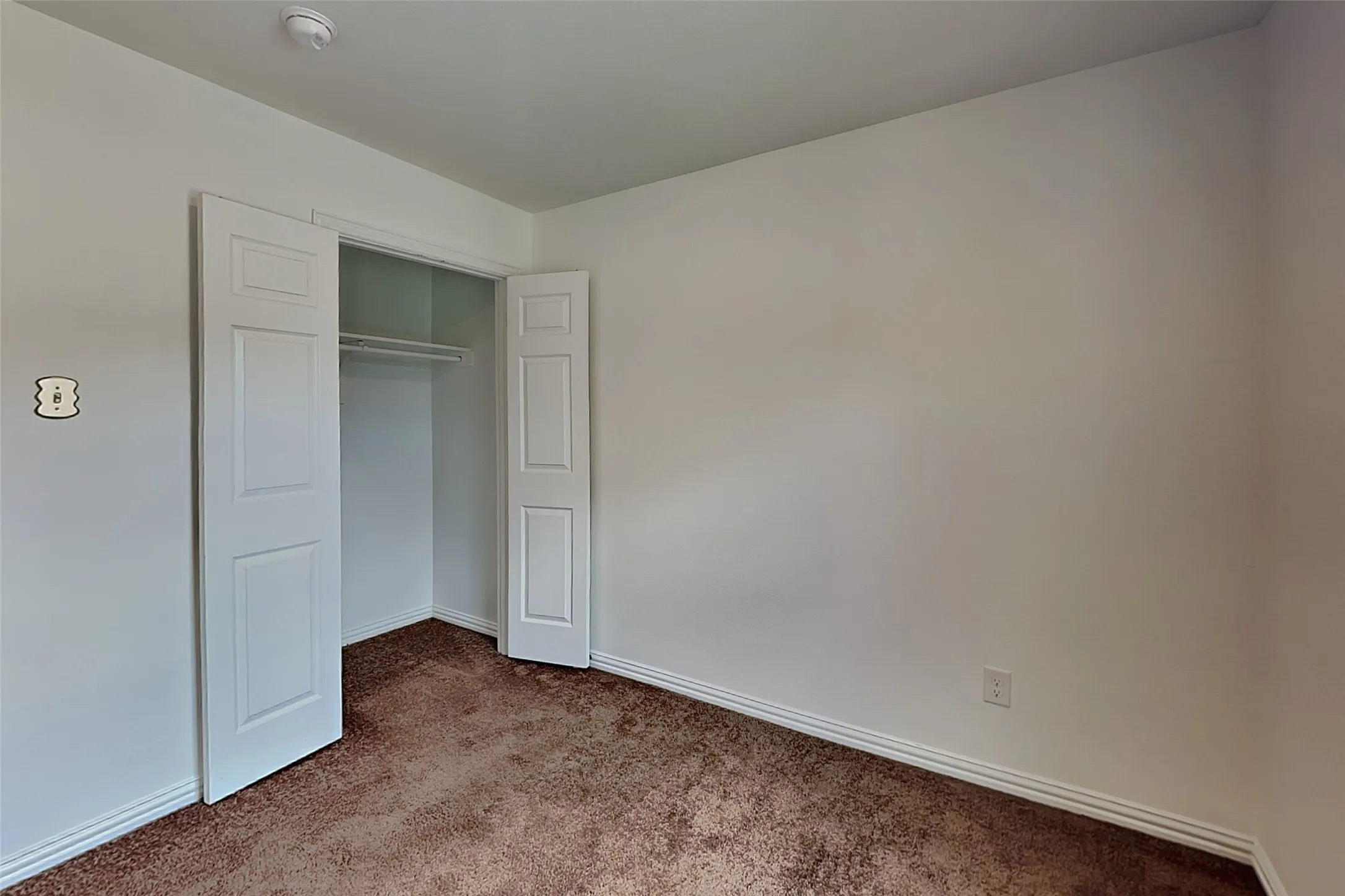 Single Family Residence For Rent in Dallas County , 3321 Rutz Street, Dallas, Texas 75212, 3 Bedroom, 3 Bathroom, 1 Garage spaces, 1,436 Sqft, built in 2020, mls#21403091, Real Estate Agent in Dallas, Homes For Rent in Dallas county, Homes For Rent in Dallas, Realtor in Dallas Texas, Real Estate Brokerage Independent Realty Texas, Luminita Cordes Realtor