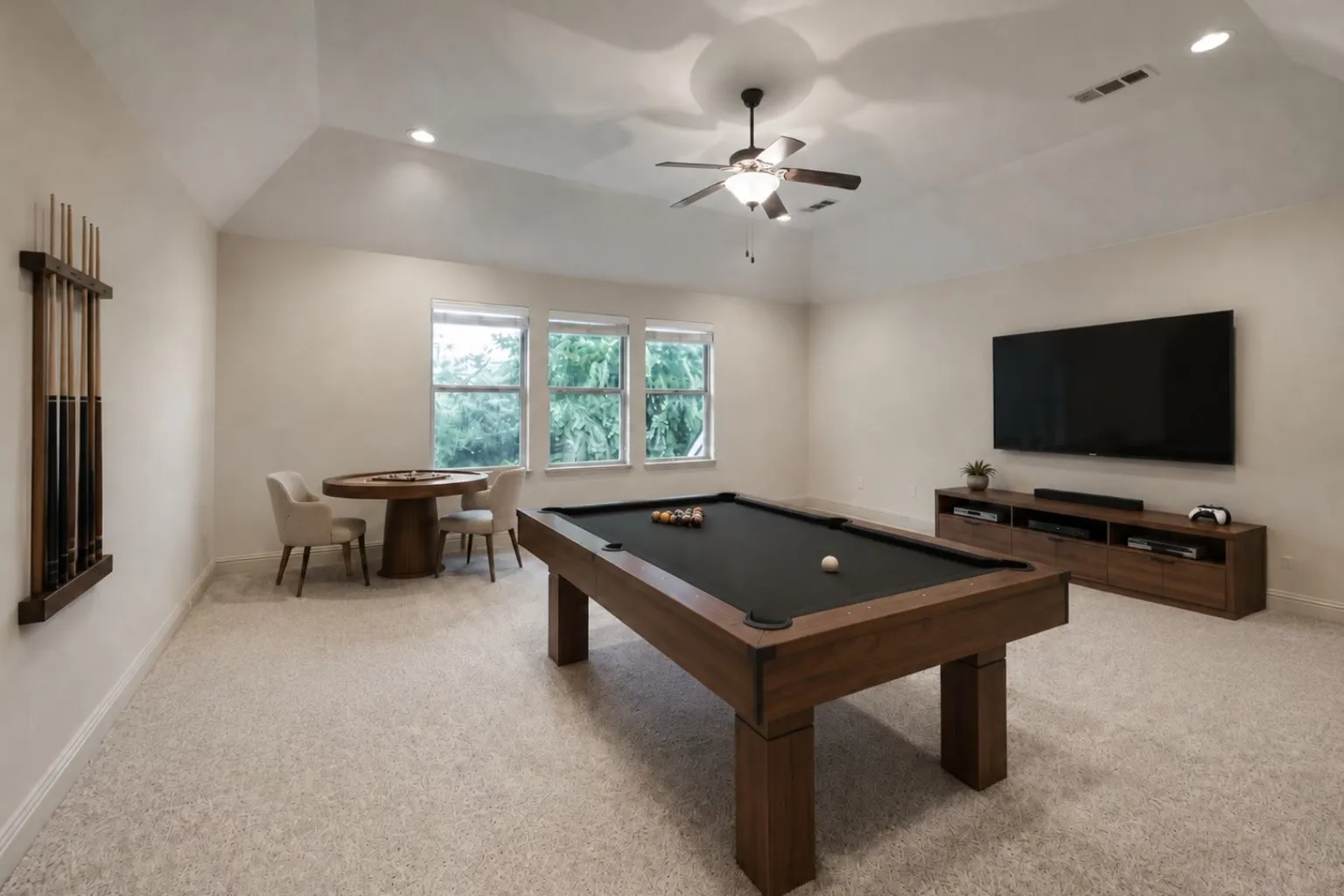 Single Family Residence For Rent in Tarrant County , 1516 Silverleaf Drive, Keller, Texas 76248, 4 Bedroom, 5 Bathroom, 3 Garage spaces, 4,416 Sqft, built in 2008, mls#21403132, Real Estate Agent in Keller, Homes For Rent in Tarrant county, Homes For Rent in Keller, Realtor in Keller Texas, Real Estate Brokerage Independent Realty Texas, Luminita Cordes Realtor