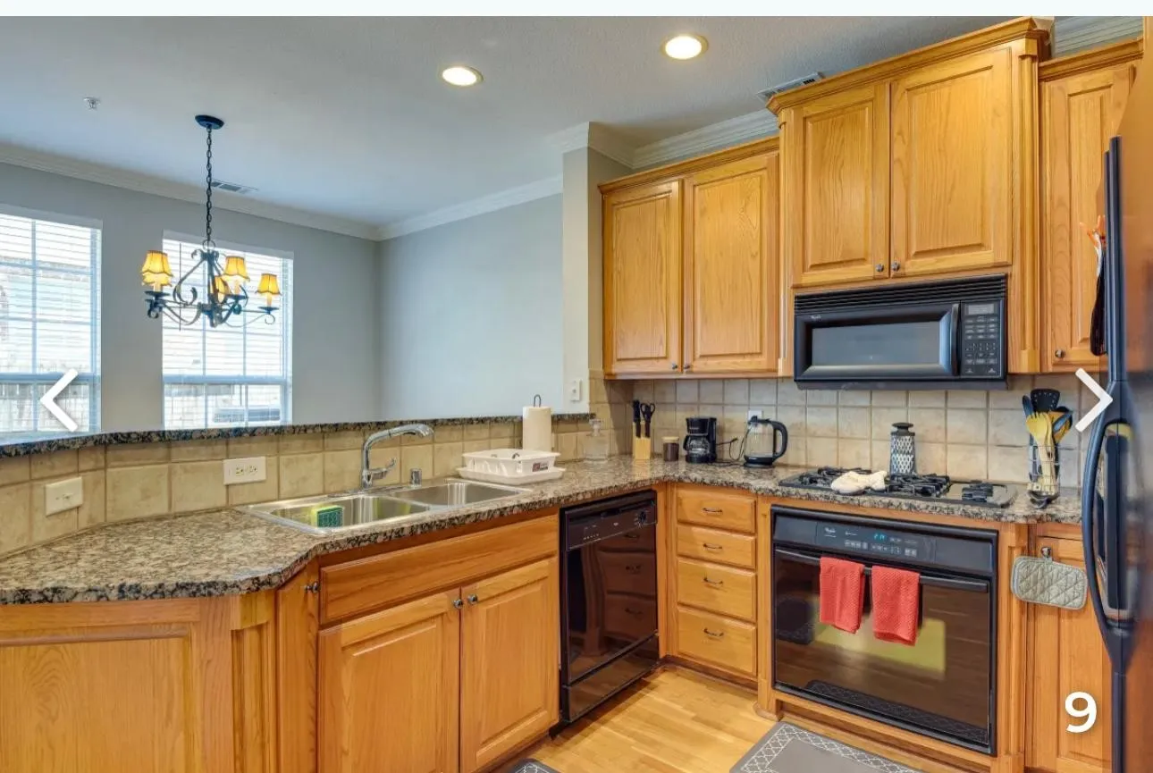 Townhouse For Rent in Dallas County , 2521 Rue De Ville, Irving, Texas 75038, 2 Bedroom, 3 Bathroom, 2 Garage spaces, 1,412 Sqft, built in 2000, mls#21403136, Real Estate Agent in Irving, Homes For Rent in Dallas county, Homes For Rent in Irving, Realtor in Irving Texas, Real Estate Brokerage Independent Realty Texas, Luminita Cordes Realtor