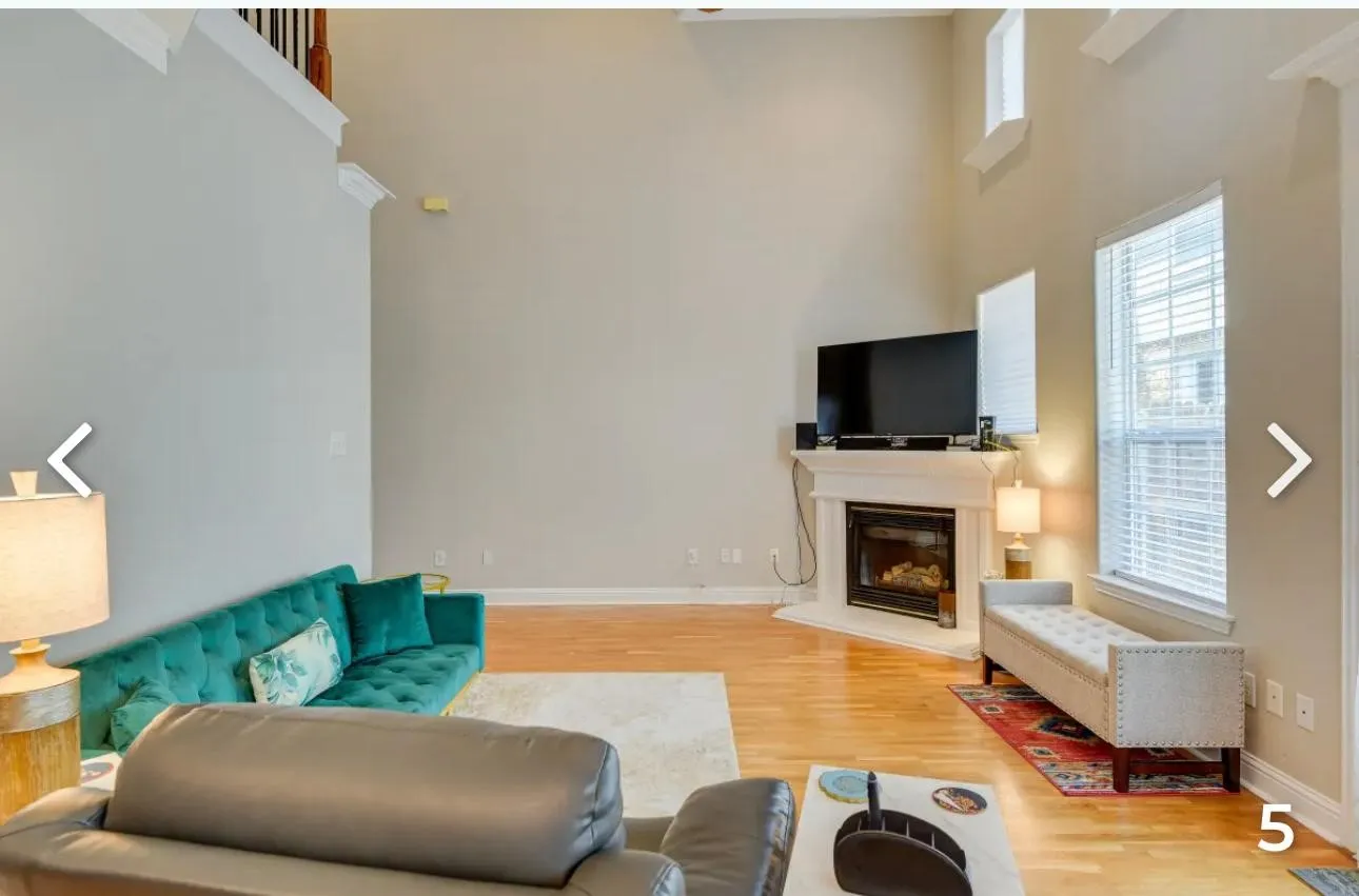 Townhouse For Rent in Dallas County , 2521 Rue De Ville, Irving, Texas 75038, 2 Bedroom, 3 Bathroom, 2 Garage spaces, 1,412 Sqft, built in 2000, mls#21403136, Real Estate Agent in Irving, Homes For Rent in Dallas county, Homes For Rent in Irving, Realtor in Irving Texas, Real Estate Brokerage Independent Realty Texas, Luminita Cordes Realtor