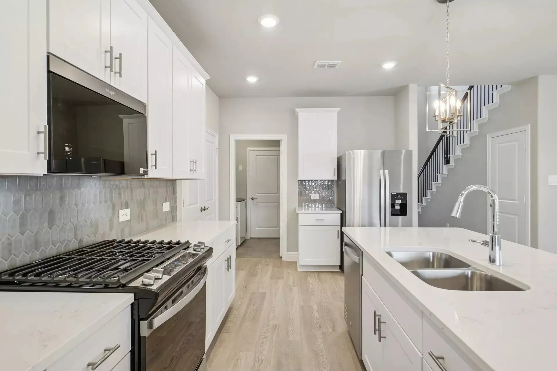 Single Family Residence For Rent in Collin County , 525 Blanton Street, Mc Kinney, Texas 75069, 4 Bedroom, 3 Bathroom, 2 Garage spaces, 2,097 Sqft, built in 2025, mls#21402876, Real Estate Agent in Mc Kinney, Homes For Rent in Collin county, Homes For Rent in Mc Kinney, Realtor in Mc Kinney Texas, Real Estate Brokerage Independent Realty Texas, Luminita Cordes Realtor