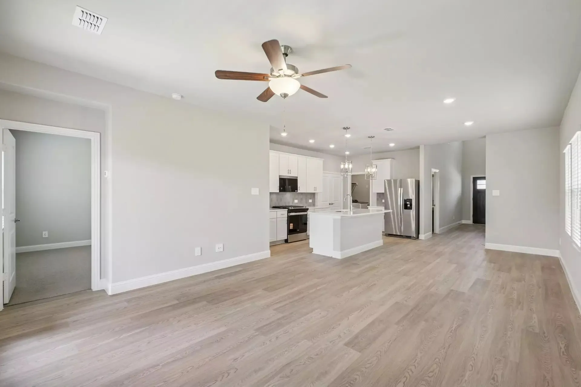 Single Family Residence For Rent in Collin County , 525 Blanton Street, Mc Kinney, Texas 75069, 4 Bedroom, 3 Bathroom, 2 Garage spaces, 2,097 Sqft, built in 2025, mls#21402876, Real Estate Agent in Mc Kinney, Homes For Rent in Collin county, Homes For Rent in Mc Kinney, Realtor in Mc Kinney Texas, Real Estate Brokerage Independent Realty Texas, Luminita Cordes Realtor