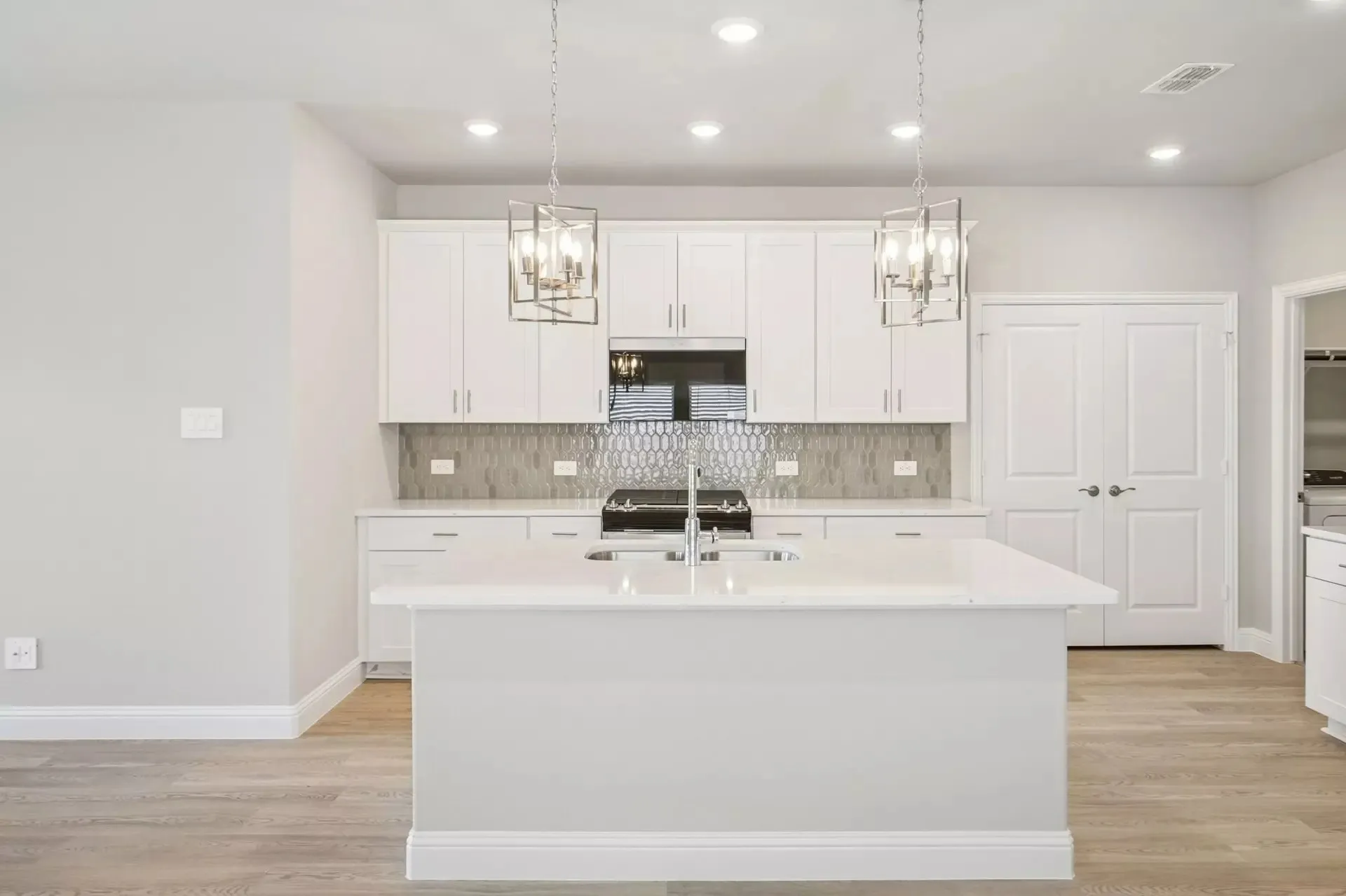 Single Family Residence For Rent in Collin County , 525 Blanton Street, Mc Kinney, Texas 75069, 4 Bedroom, 3 Bathroom, 2 Garage spaces, 2,097 Sqft, built in 2025, mls#21402876, Real Estate Agent in Mc Kinney, Homes For Rent in Collin county, Homes For Rent in Mc Kinney, Realtor in Mc Kinney Texas, Real Estate Brokerage Independent Realty Texas, Luminita Cordes Realtor