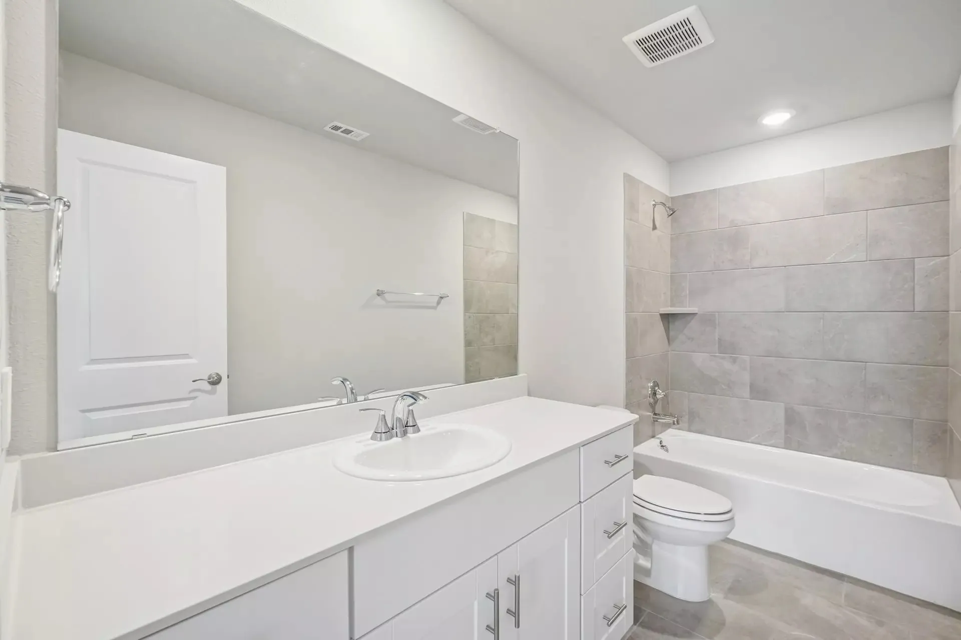 Single Family Residence For Rent in Collin County , 525 Blanton Street, Mc Kinney, Texas 75069, 4 Bedroom, 3 Bathroom, 2 Garage spaces, 2,097 Sqft, built in 2025, mls#21402876, Real Estate Agent in Mc Kinney, Homes For Rent in Collin county, Homes For Rent in Mc Kinney, Realtor in Mc Kinney Texas, Real Estate Brokerage Independent Realty Texas, Luminita Cordes Realtor