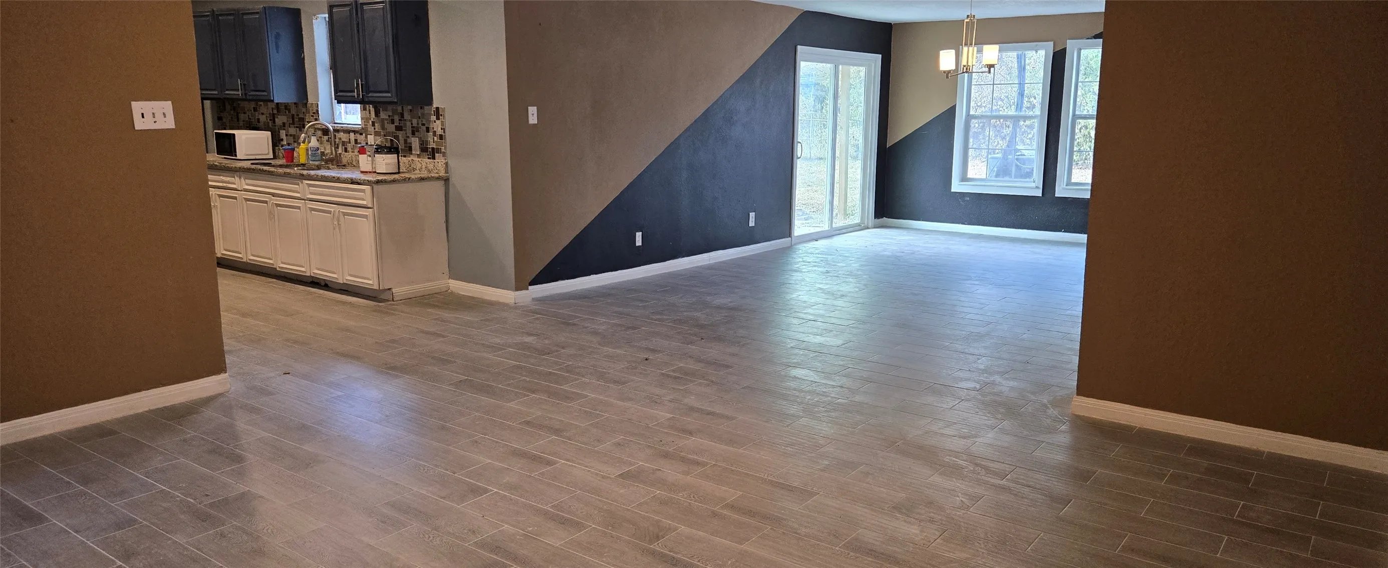Single Family Residence For Rent in Dallas County , 1702 Pisces Street, Grand Prairie, Texas 75051, 4 Bedroom, 2 Bathroom, 2 Garage spaces, 1,648 Sqft, built in 1972, mls#21403142, Real Estate Agent in Grand Prairie, Homes For Rent in Dallas county, Homes For Rent in Grand Prairie, Realtor in Grand Prairie Texas, Real Estate Brokerage Independent Realty Texas, Luminita Cordes Realtor