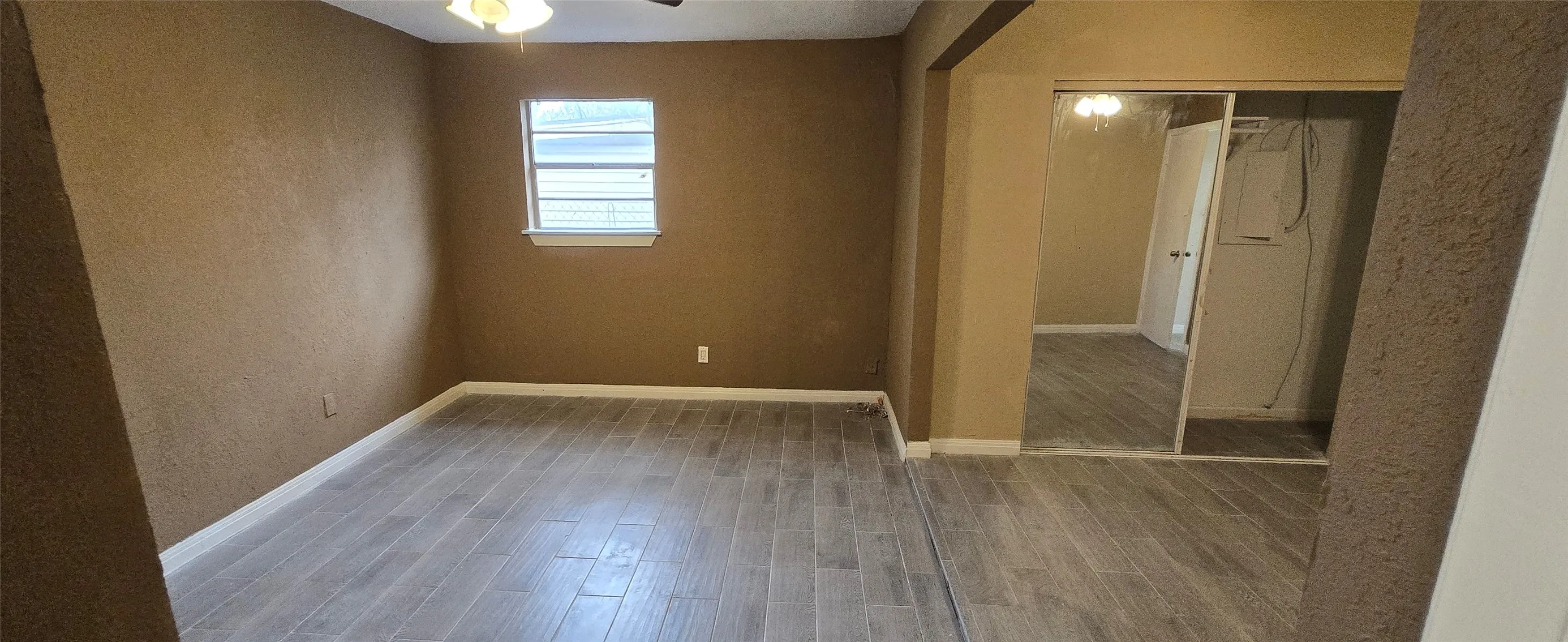 Single Family Residence For Rent in Dallas County , 1702 Pisces Street, Grand Prairie, Texas 75051, 4 Bedroom, 2 Bathroom, 2 Garage spaces, 1,648 Sqft, built in 1972, mls#21403142, Real Estate Agent in Grand Prairie, Homes For Rent in Dallas county, Homes For Rent in Grand Prairie, Realtor in Grand Prairie Texas, Real Estate Brokerage Independent Realty Texas, Luminita Cordes Realtor
