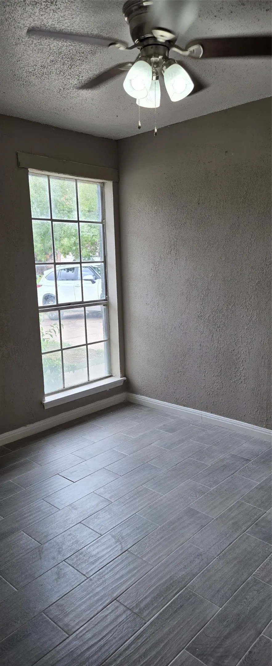 Single Family Residence For Rent in Dallas County , 1702 Pisces Street, Grand Prairie, Texas 75051, 4 Bedroom, 2 Bathroom, 2 Garage spaces, 1,648 Sqft, built in 1972, mls#21403142, Real Estate Agent in Grand Prairie, Homes For Rent in Dallas county, Homes For Rent in Grand Prairie, Realtor in Grand Prairie Texas, Real Estate Brokerage Independent Realty Texas, Luminita Cordes Realtor