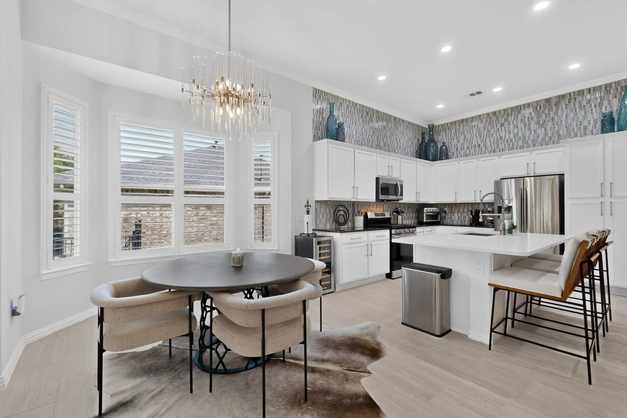 Single Family Residence For Sale in Denton County , 9705 Teakwood Avenue, Denton, Texas 76207, 2 Bedroom, 3 Bathroom, 2 Garage spaces, 2,181 Sqft, built in 2014, mls#21402617, Real Estate Agent in Denton, Homes For Sale in Denton county, Homes For Sale in Denton, Realtor in Denton Texas, Real Estate Brokerage Independent Realty Texas, Luminita Cordes Realtor