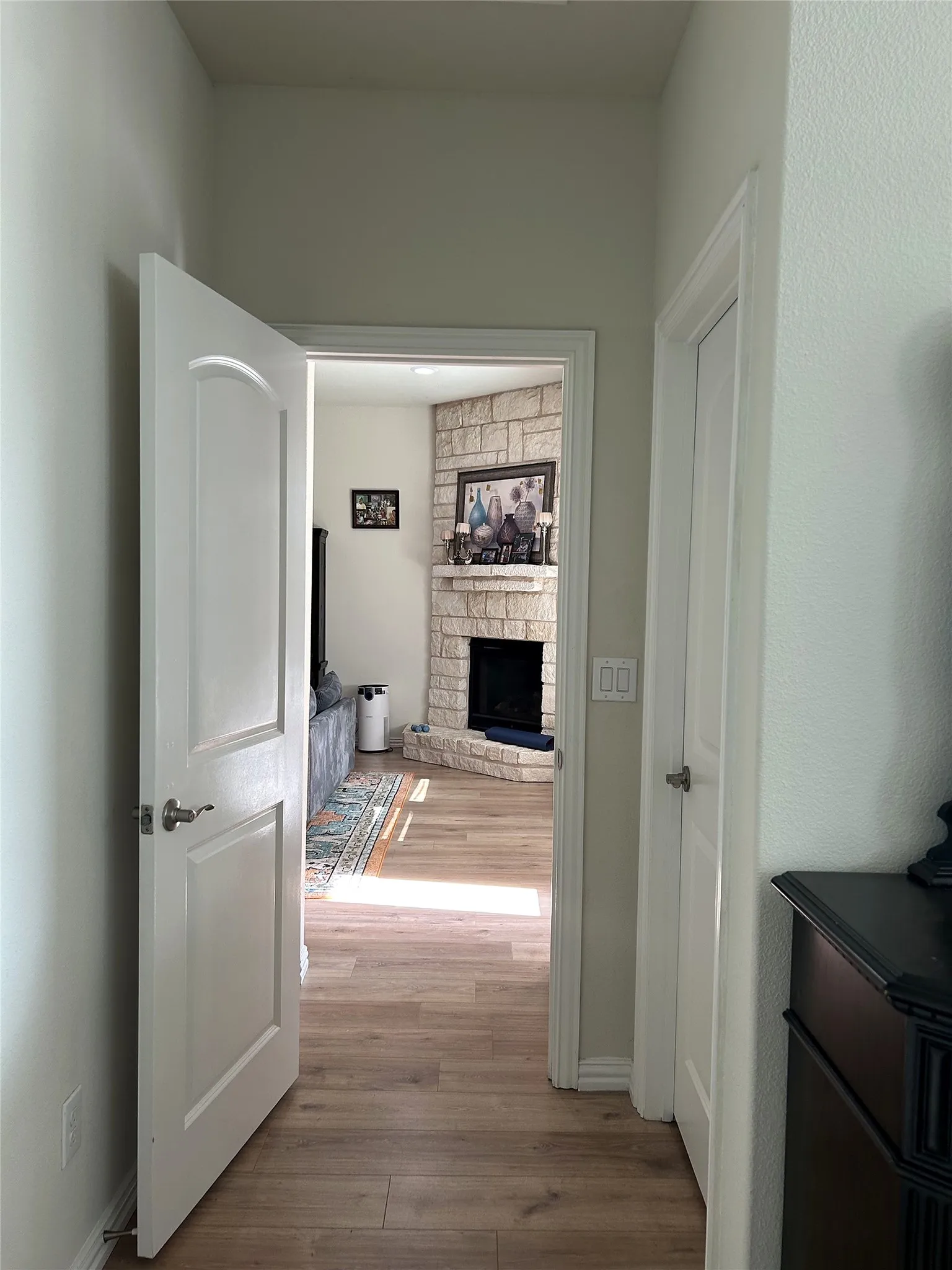 Single Family Residence For Sale in Denton County , 420 Windward Drive, Little Elm, Texas 75068, 5 Bedroom, 4 Bathroom, 2 Garage spaces, 3,275 Sqft, built in 2017, mls#21403149, Real Estate Agent in Little Elm, Homes For Sale in Denton county, Homes For Sale in Little Elm, Realtor in Little Elm Texas, Real Estate Brokerage Independent Realty Texas, Luminita Cordes Realtor