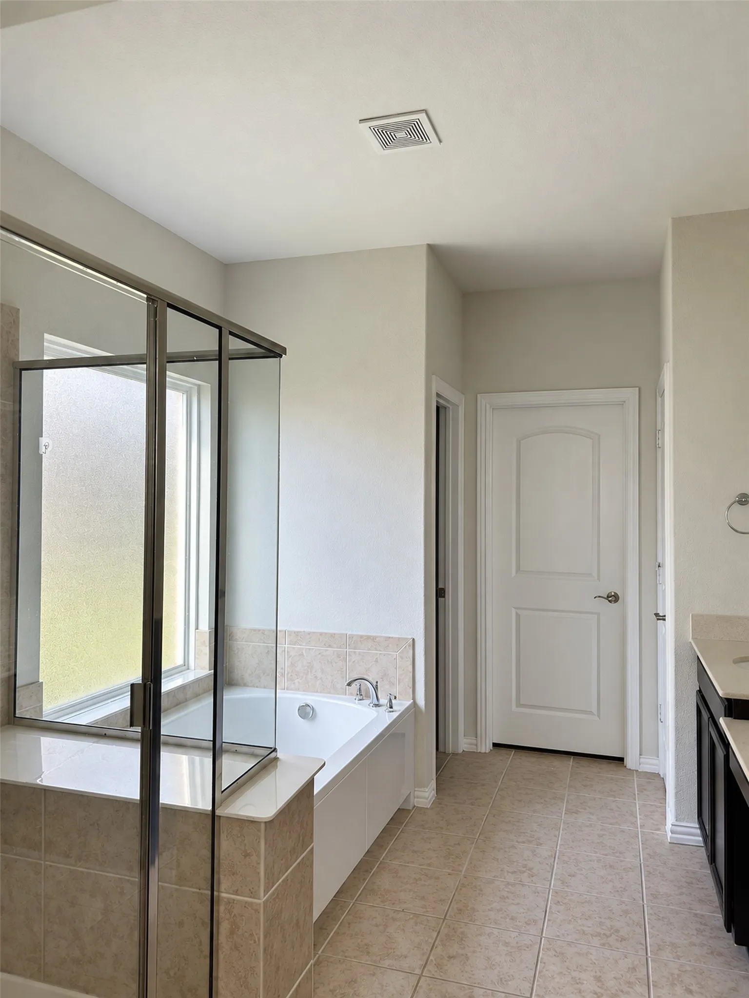 Single Family Residence For Sale in Denton County , 420 Windward Drive, Little Elm, Texas 75068, 5 Bedroom, 4 Bathroom, 2 Garage spaces, 3,275 Sqft, built in 2017, mls#21403149, Real Estate Agent in Little Elm, Homes For Sale in Denton county, Homes For Sale in Little Elm, Realtor in Little Elm Texas, Real Estate Brokerage Independent Realty Texas, Luminita Cordes Realtor